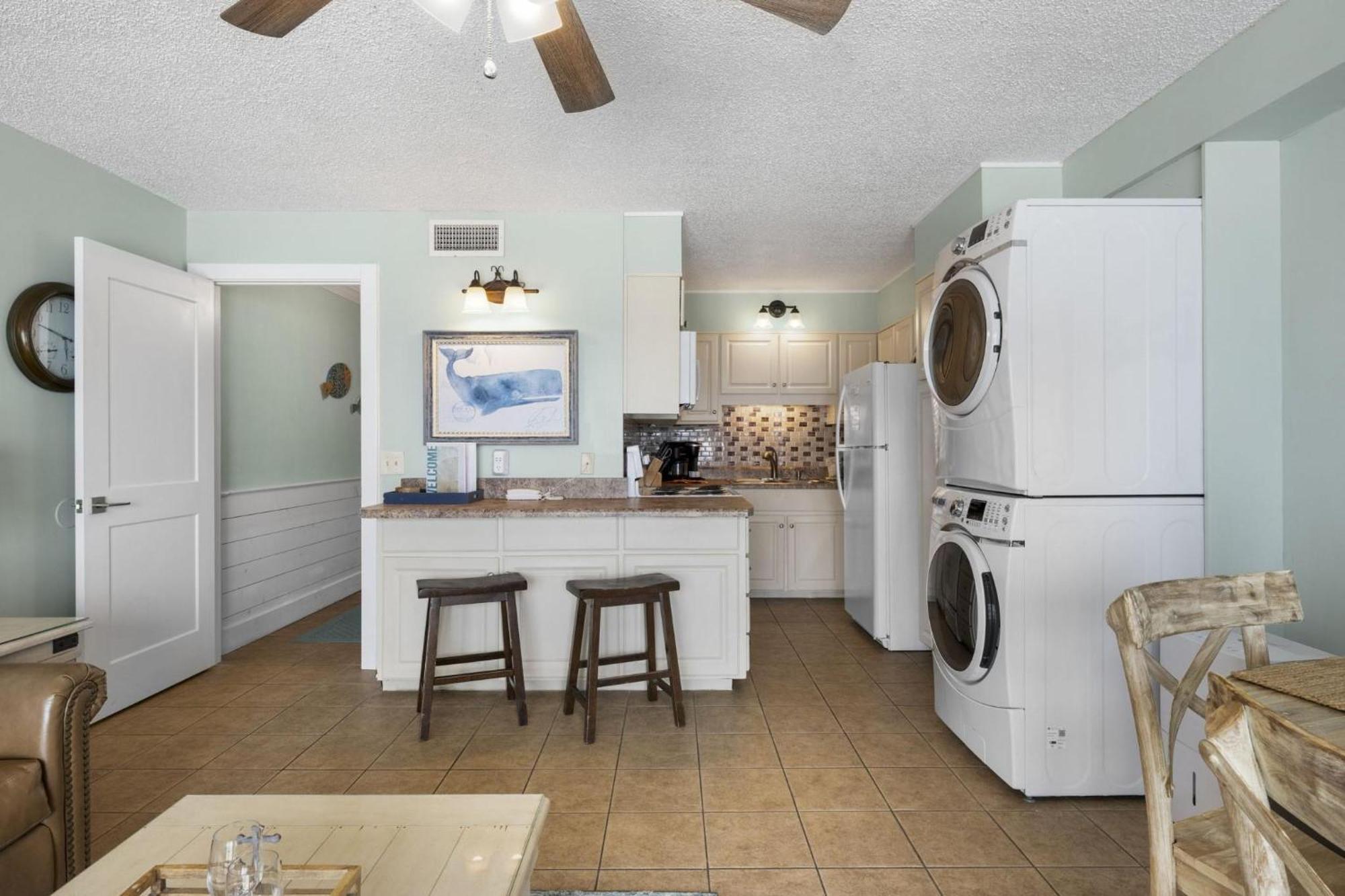 The Summit 921 Apartment