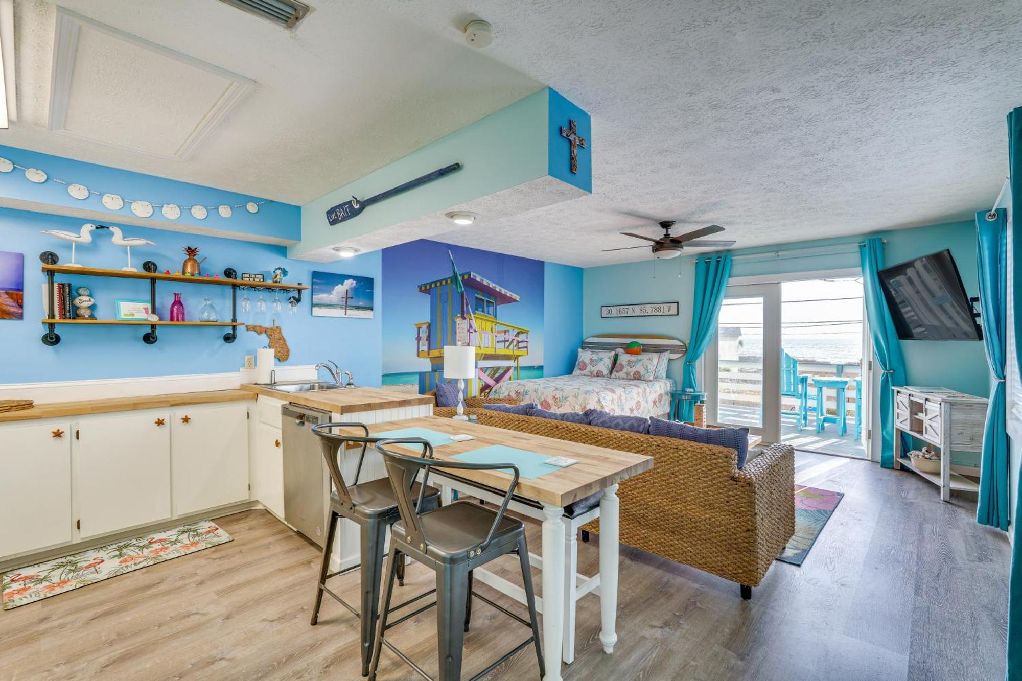 Pcb With Balcony And Gulf Views Walk To Panama City Beach