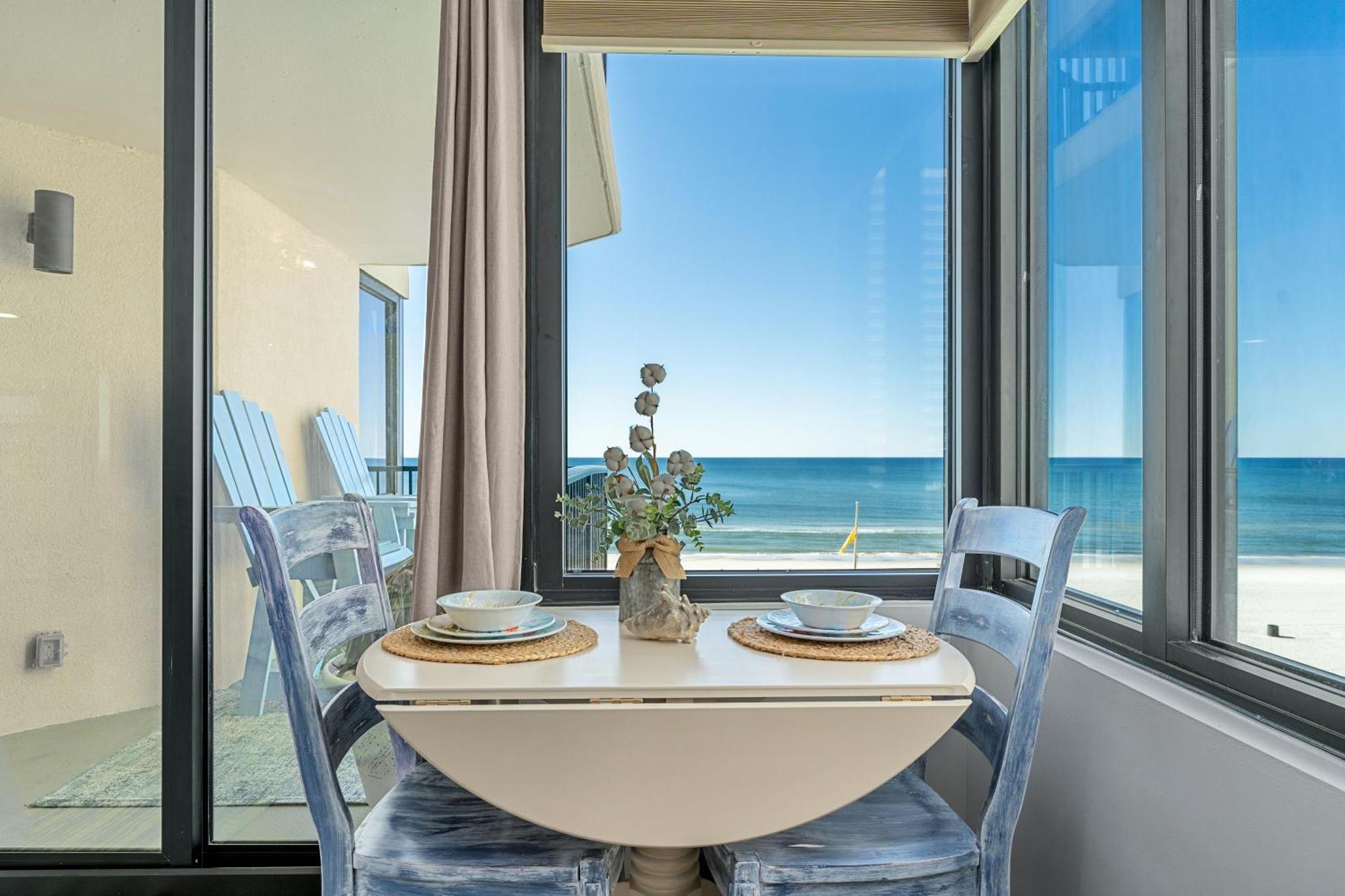 Apartment Newly Renovated Beachfront Condo! Free Chair Service! By Dolce Getaways Pcb *
