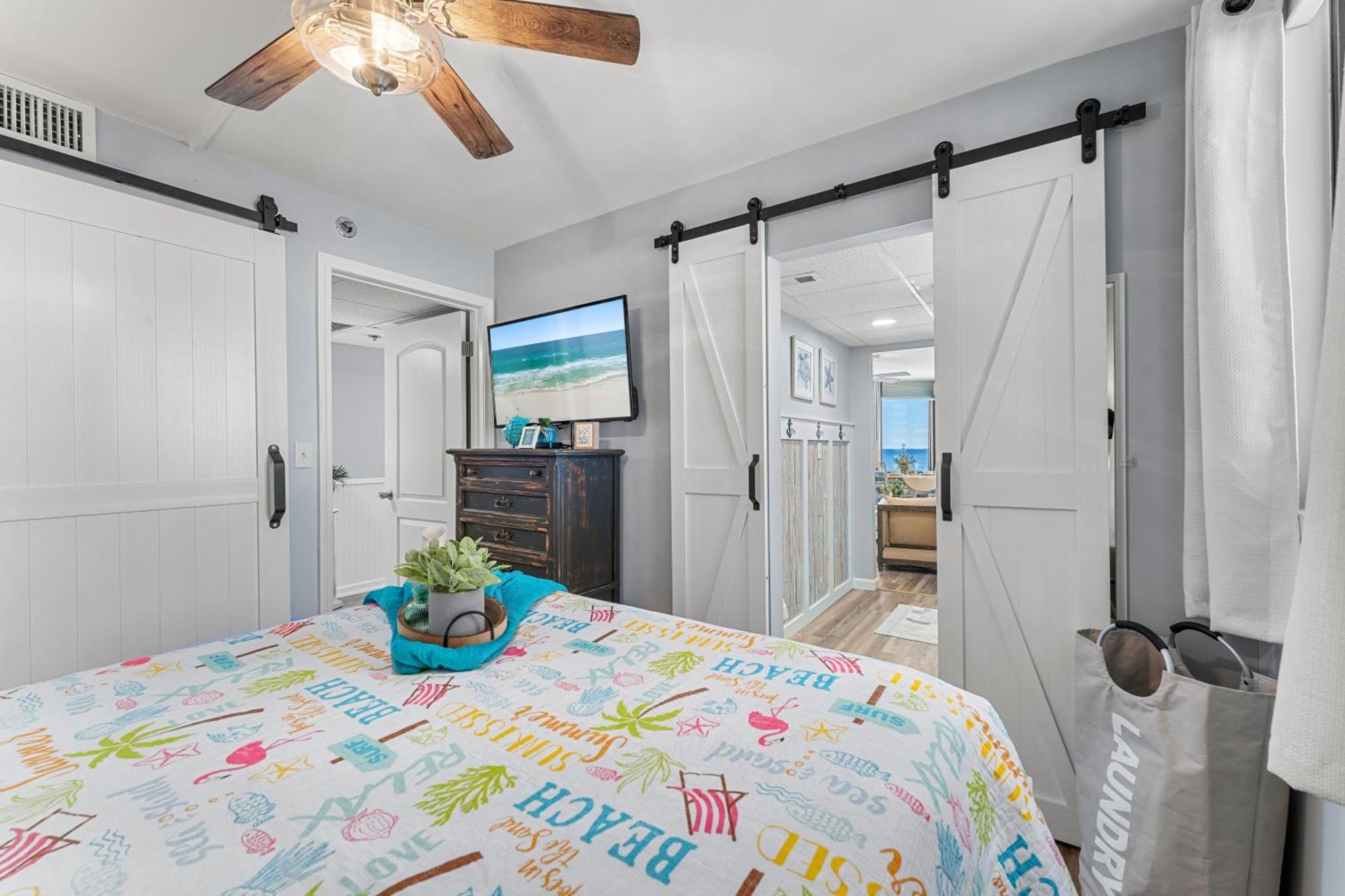 Apartment Newly Renovated Beachfront Condo! Free Chair Service! By Dolce Getaways Pcb