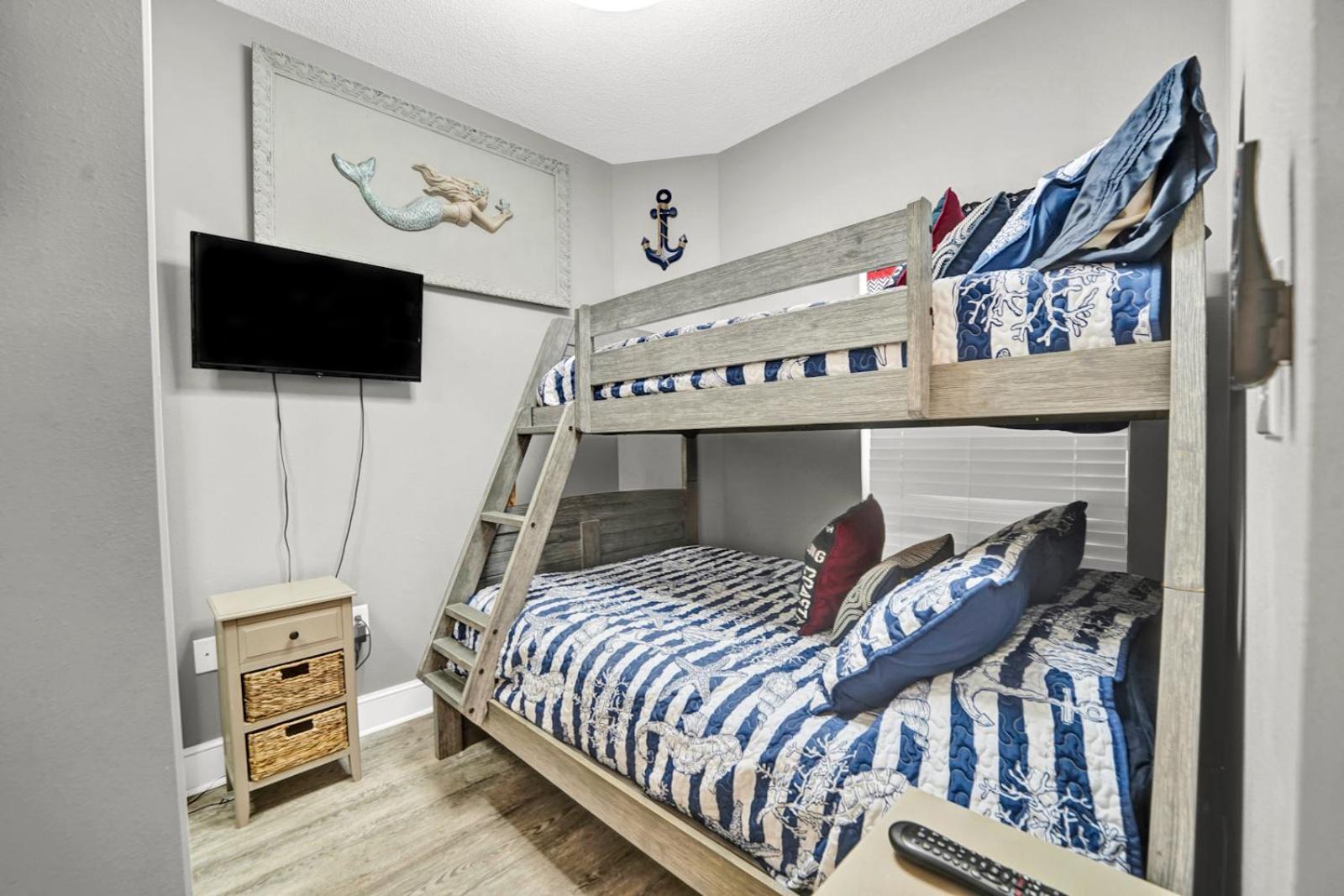 The Blue Dolphin At Majestic Beach Apartment Panama City Beach