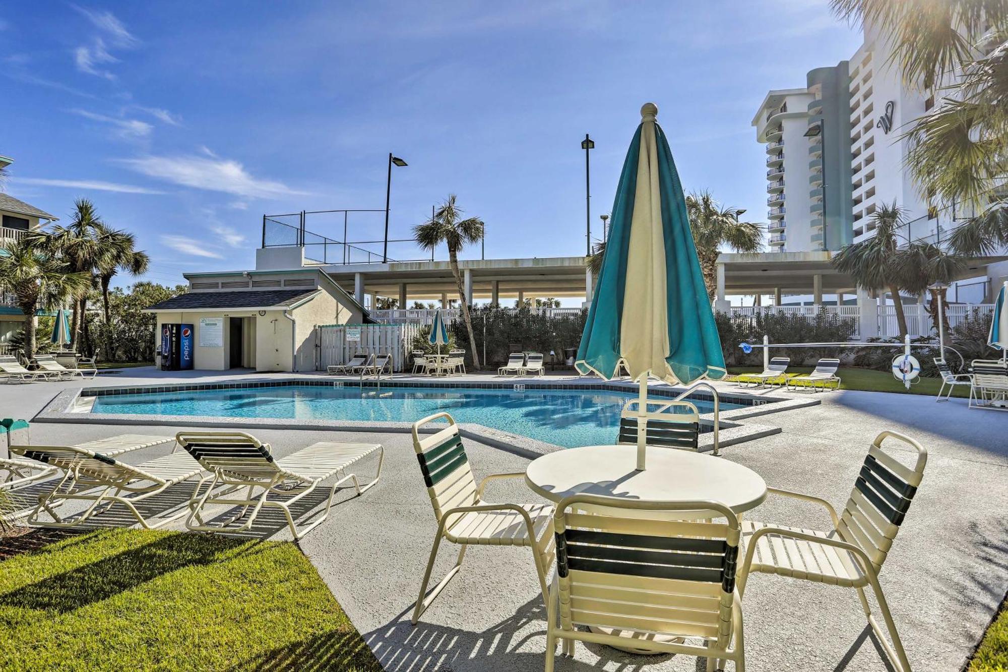 Oceanfront Panama With Balcony! Apartment