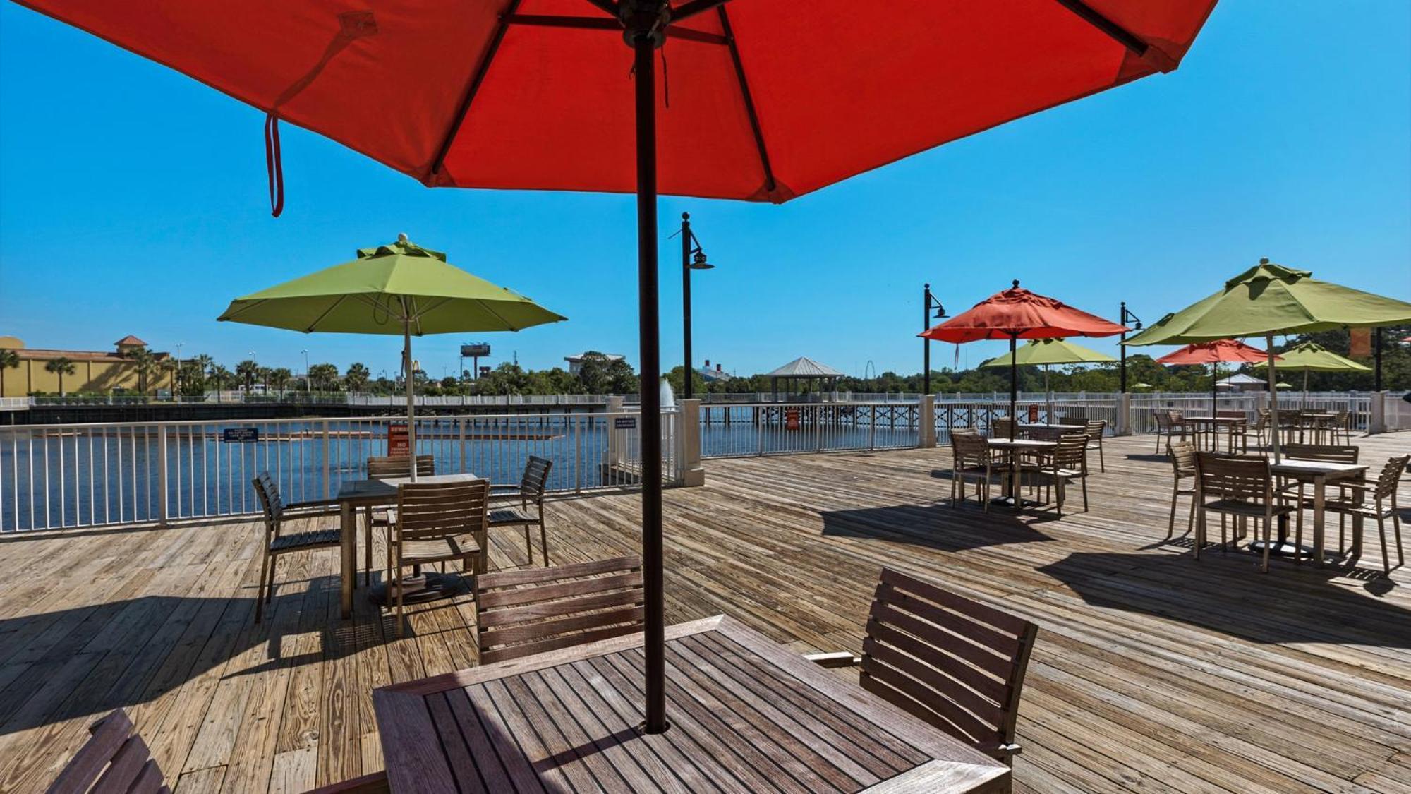 Laketown Wharf 933! Beautiful 3 Bd, Great Amenities, And Great Location Panama City Beach