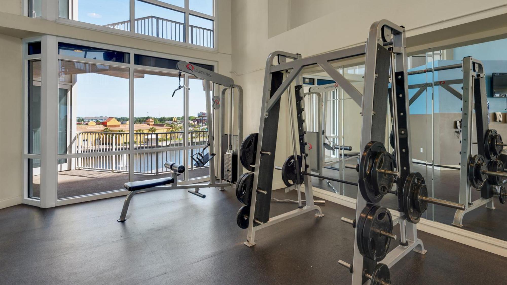 Laketown Wharf 933! Beautiful 3 Bd, Great Amenities, And Great Location Holiday home *