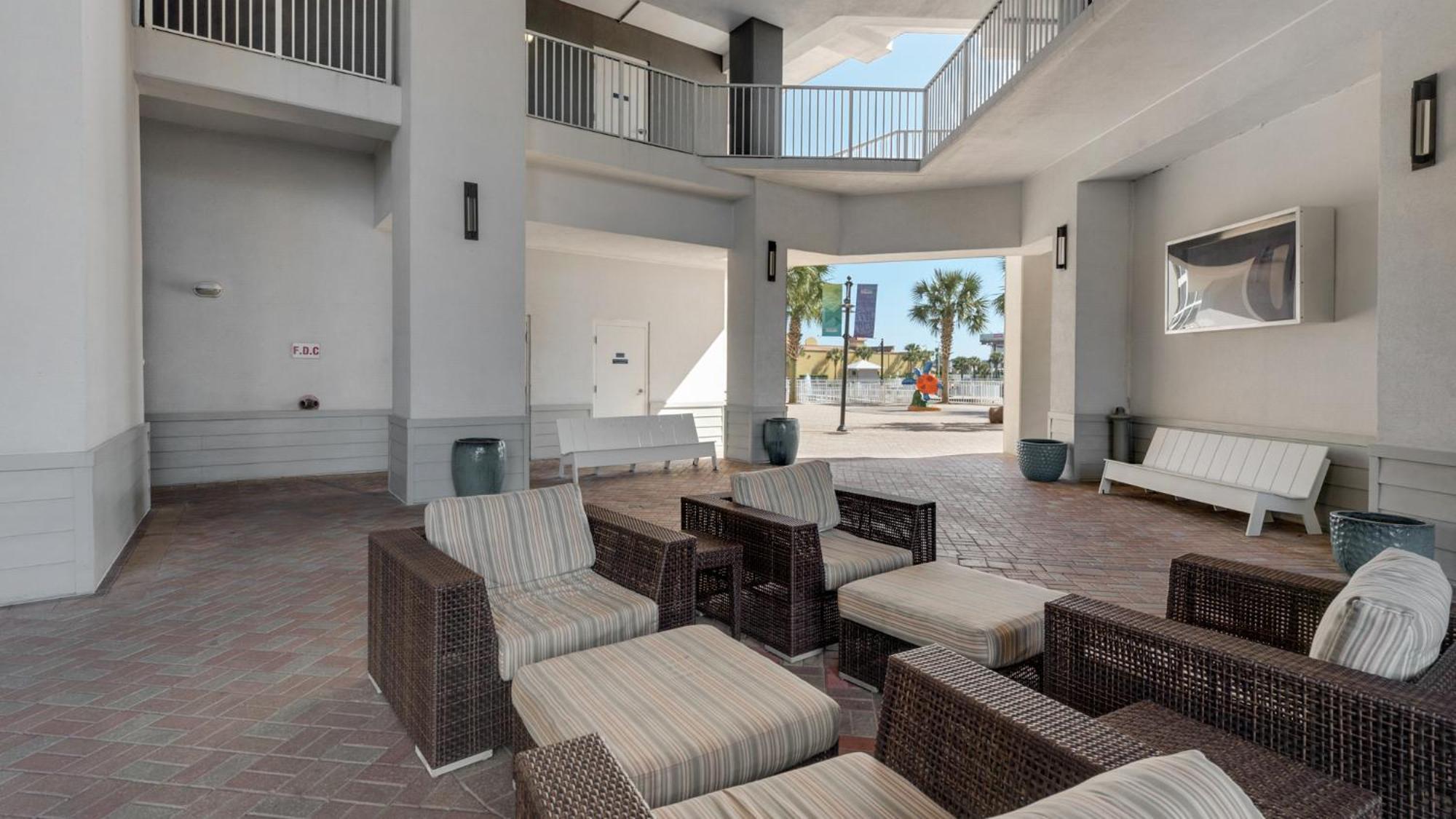 Holiday home Laketown Wharf 933! Beautiful 3 Bd, Great Amenities, And Great Location