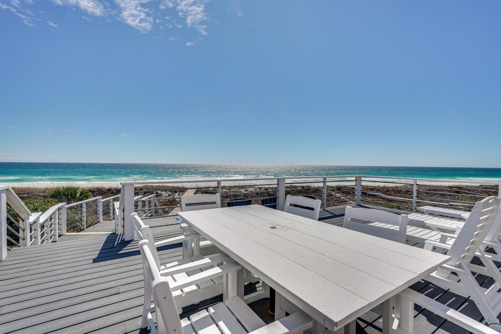 Breezy Pcb Retreat With Direct Access! *