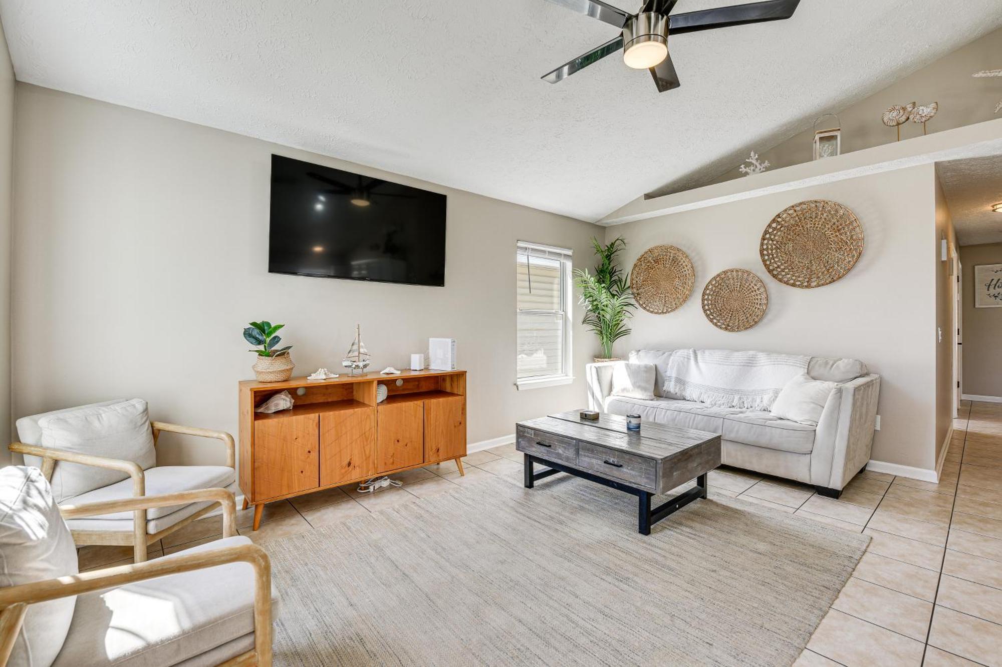 Charming Pcb About 1 Mi To Access! Holiday home Panama City Beach