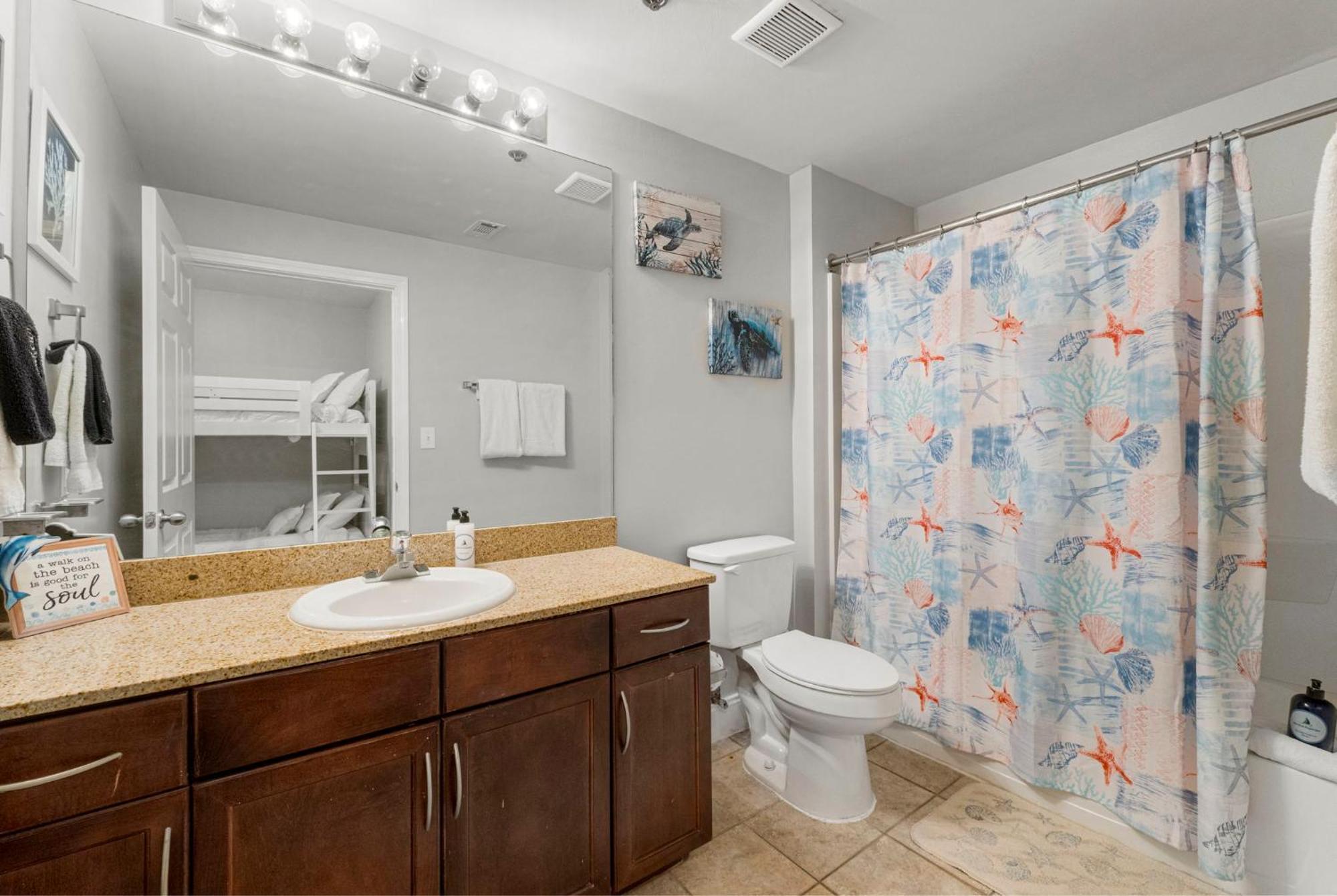 Holiday home Ocean View 10th Floor At The Laketown Wharf 1004 *