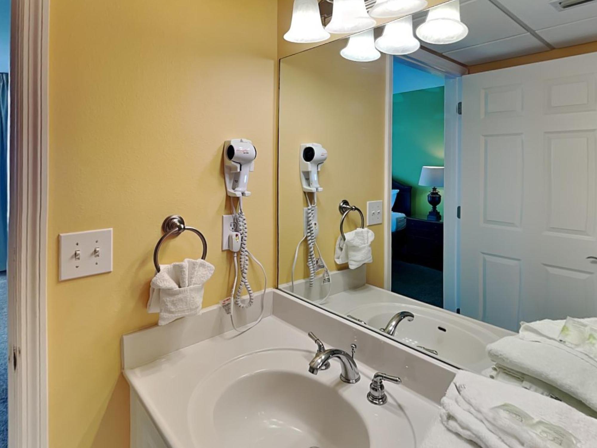 Apartment Emerald 1825 *