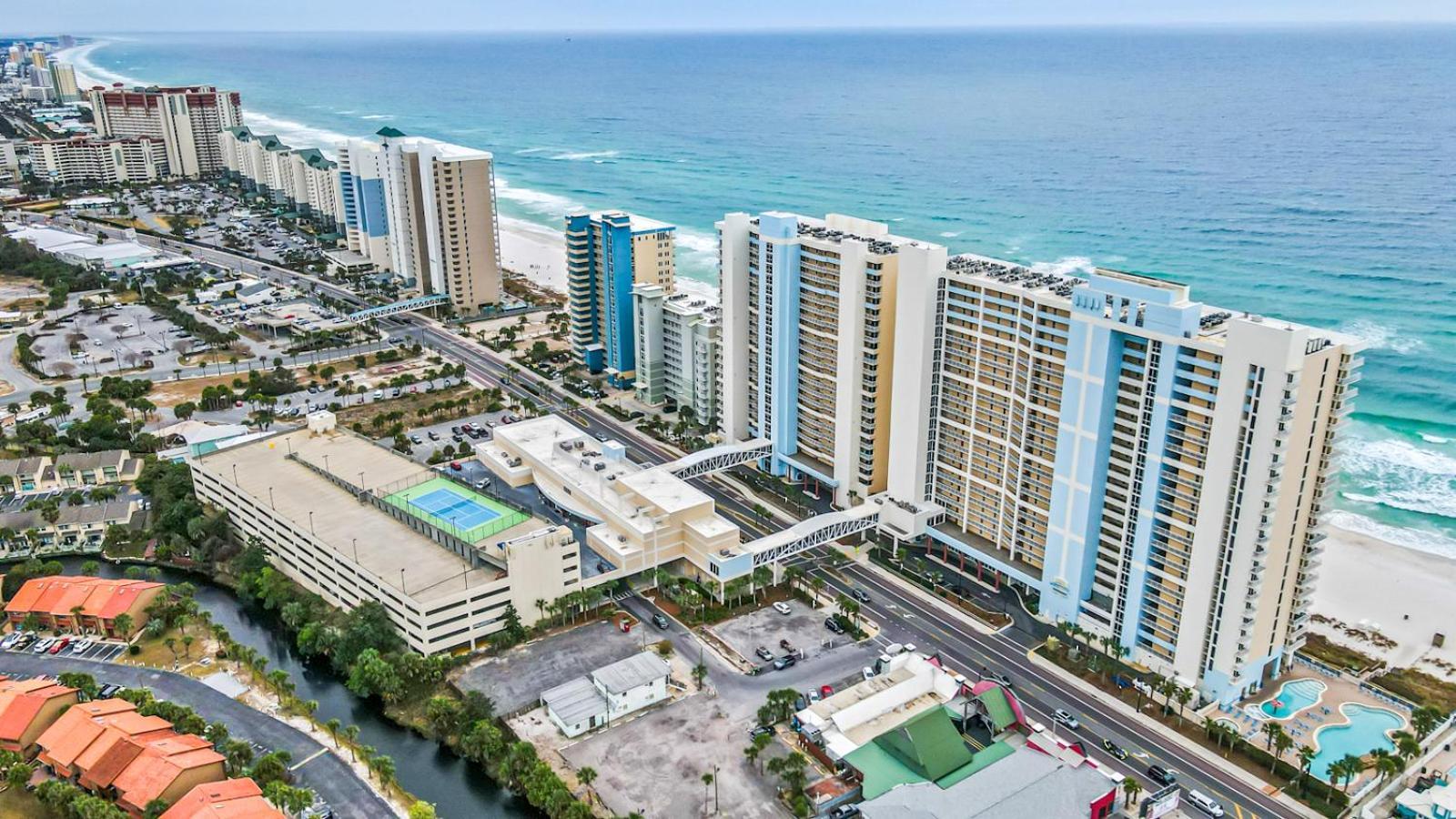 The Blue Dolphin At Majestic Beach Panama City Beach