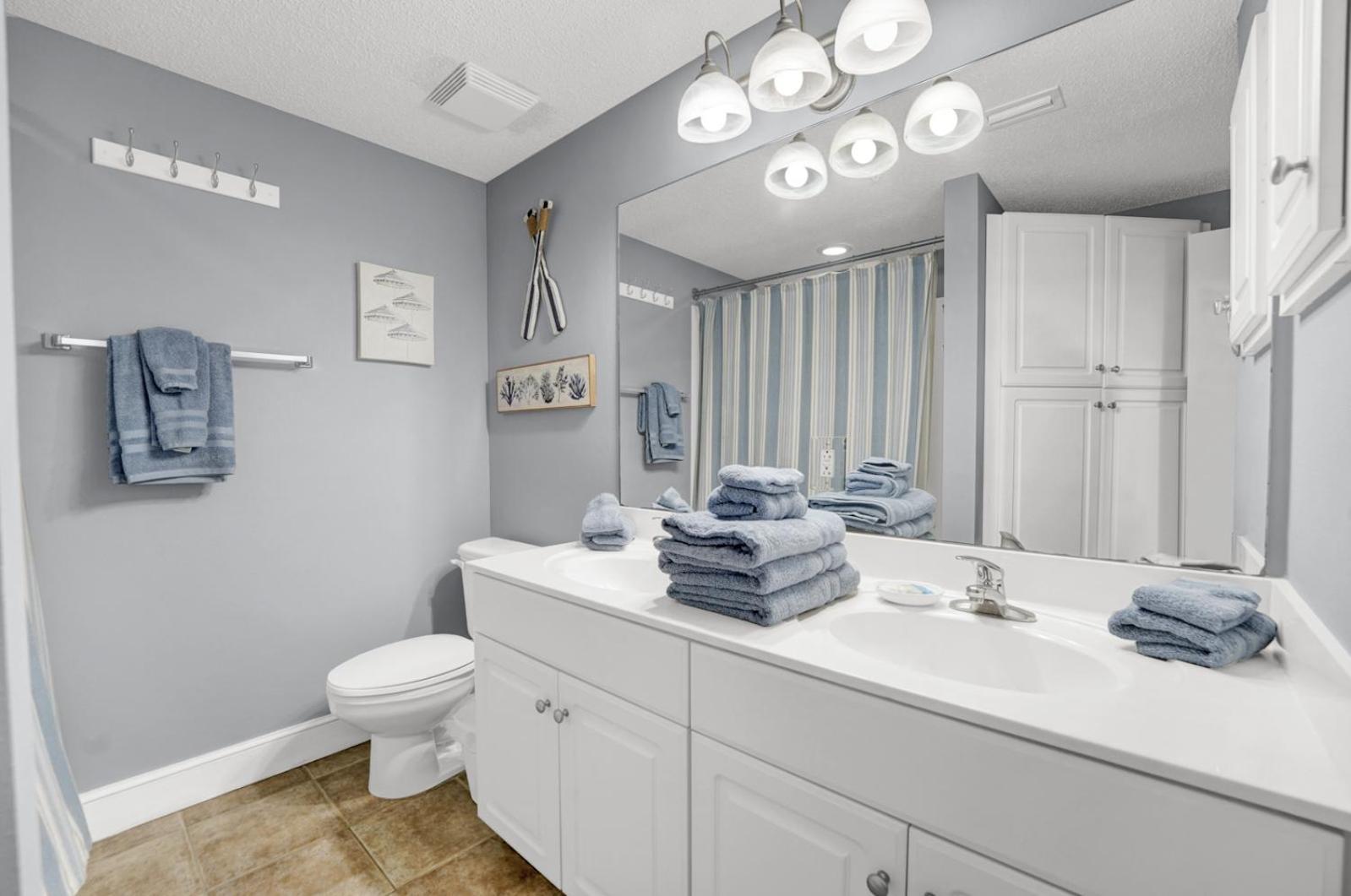 The Blue Dolphin At Majestic Beach Apartment Panama City Beach
