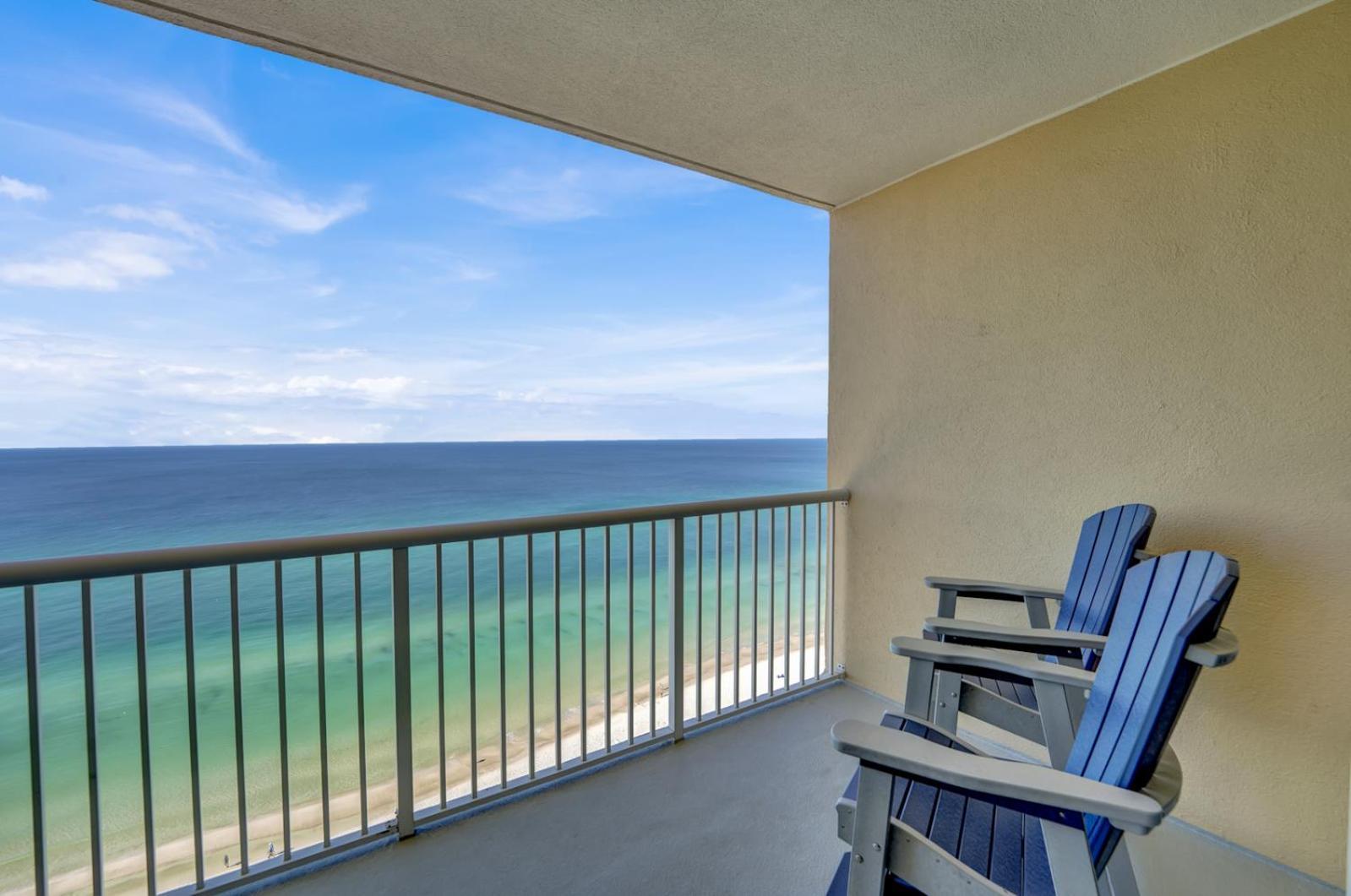 Apartment The Blue Dolphin At Majestic Beach Panama City Beach