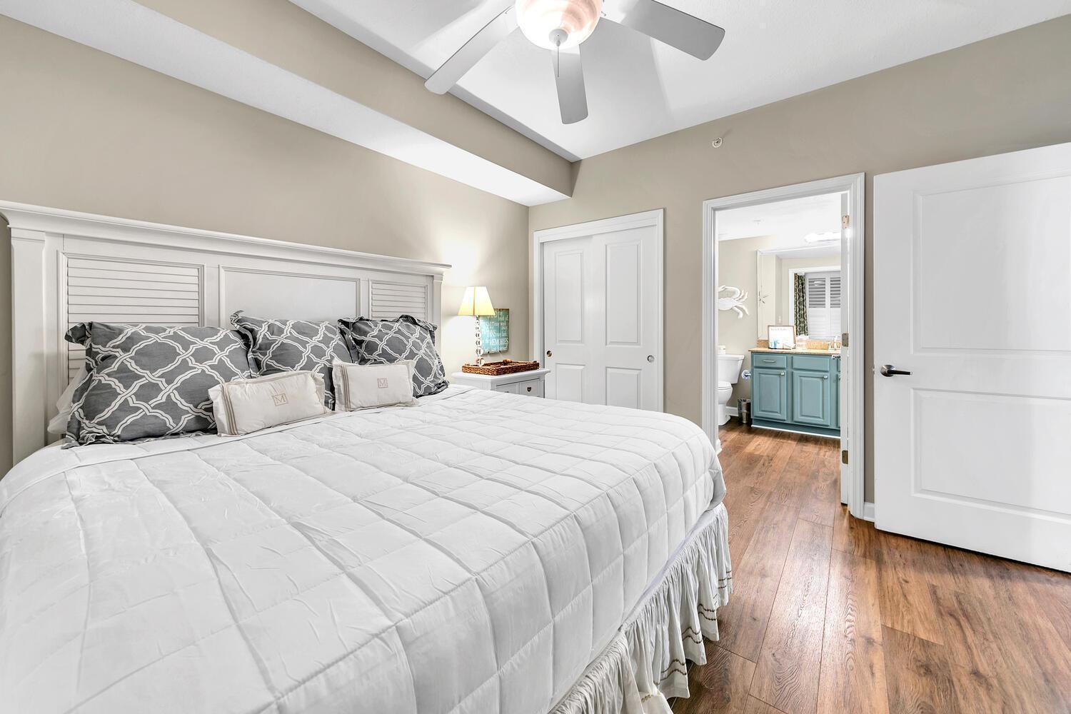 Grandview East 702 *