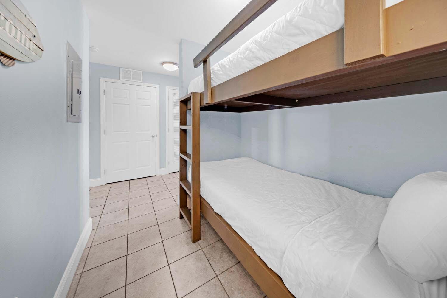 Holiday home Laketown Wharf 1120 By Emerald Coast Retreats Panama City Beach