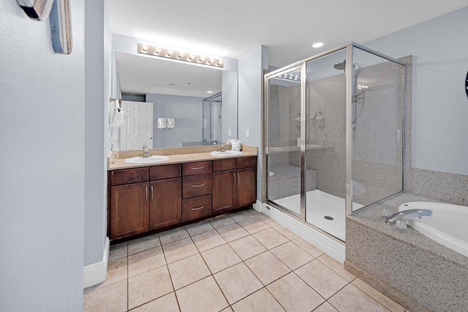 Laketown Wharf 1120 By Emerald Coast Retreats Holiday home *