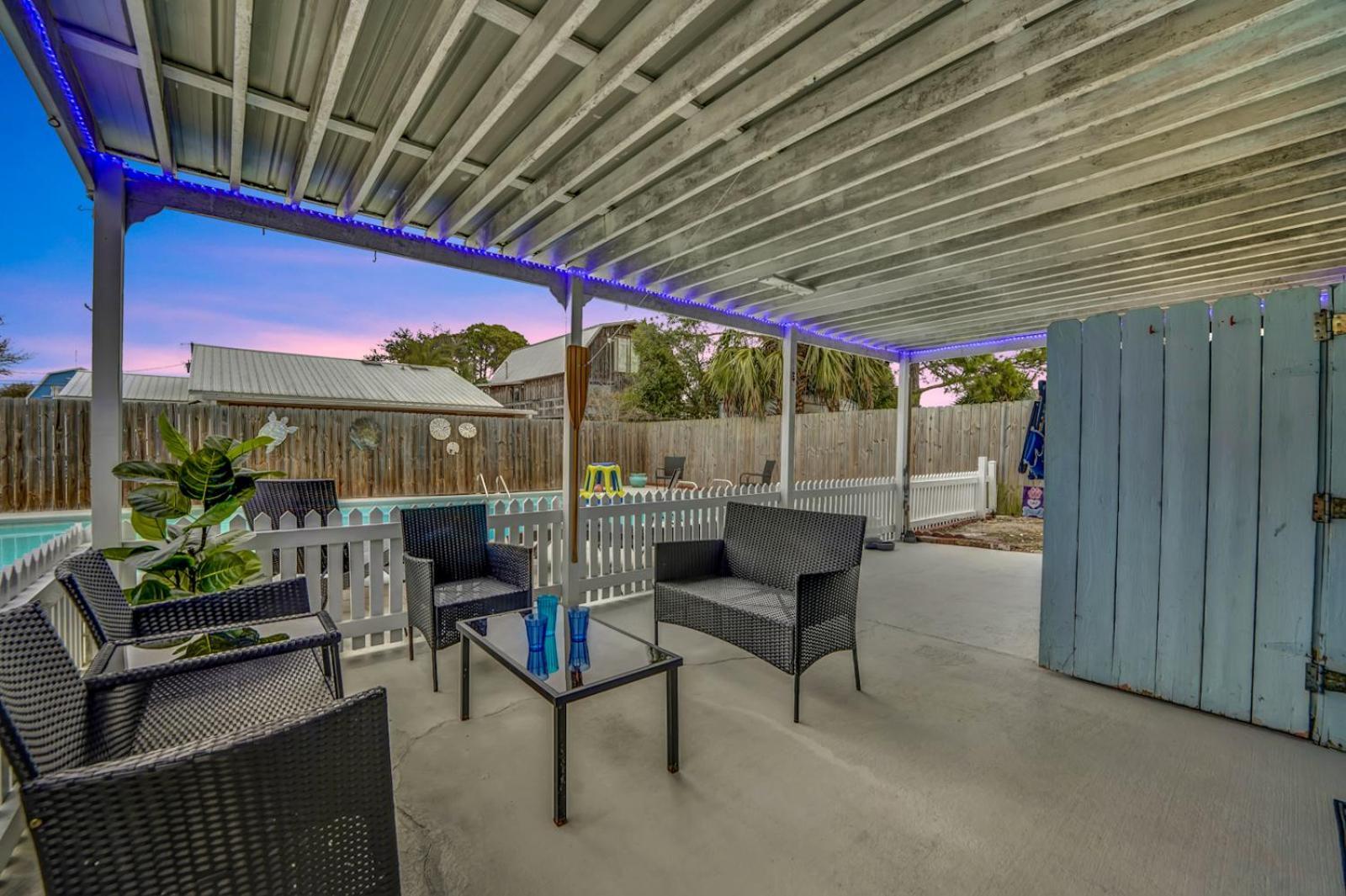 Private Pool Pet Friendly Holiday home