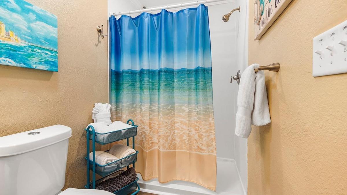 Holiday home Beachlife Unit B Getaway Sleeps 10 *