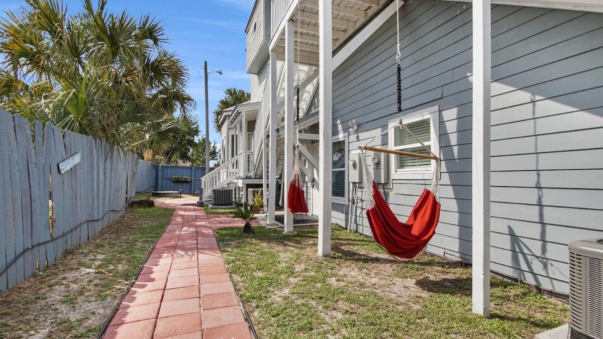 Holiday home Beachlife Unit B Getaway Sleeps 10