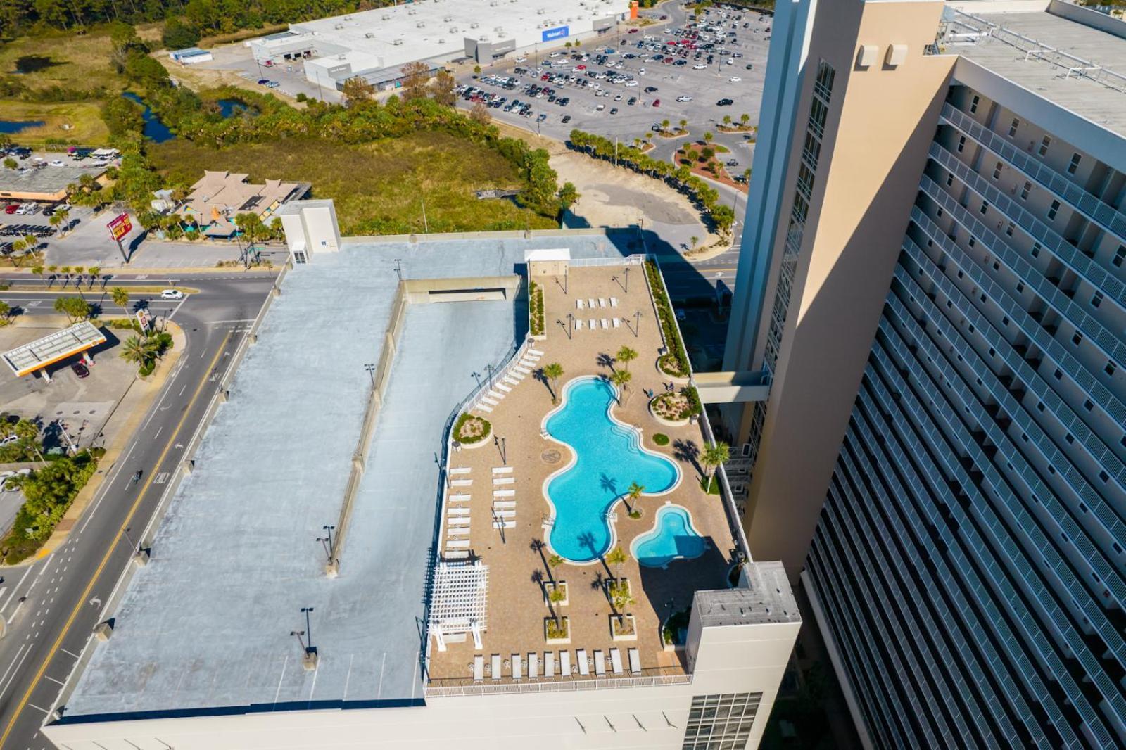The Blue Turtle At Laketown Wharf