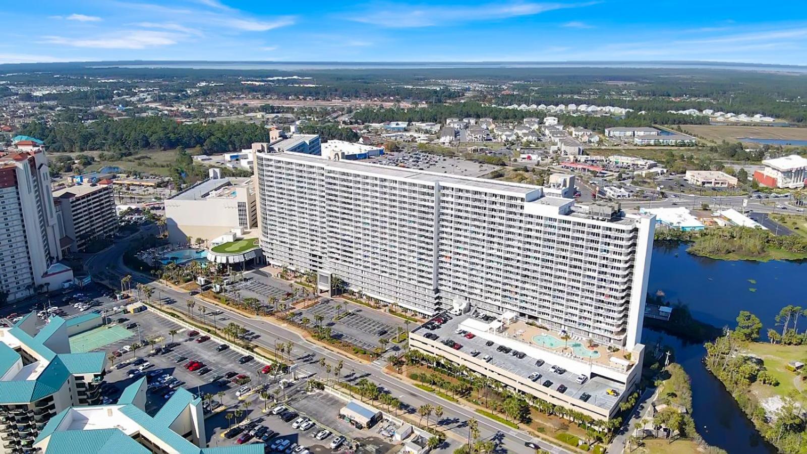 Apartment The Blue Turtle At Laketown Wharf *