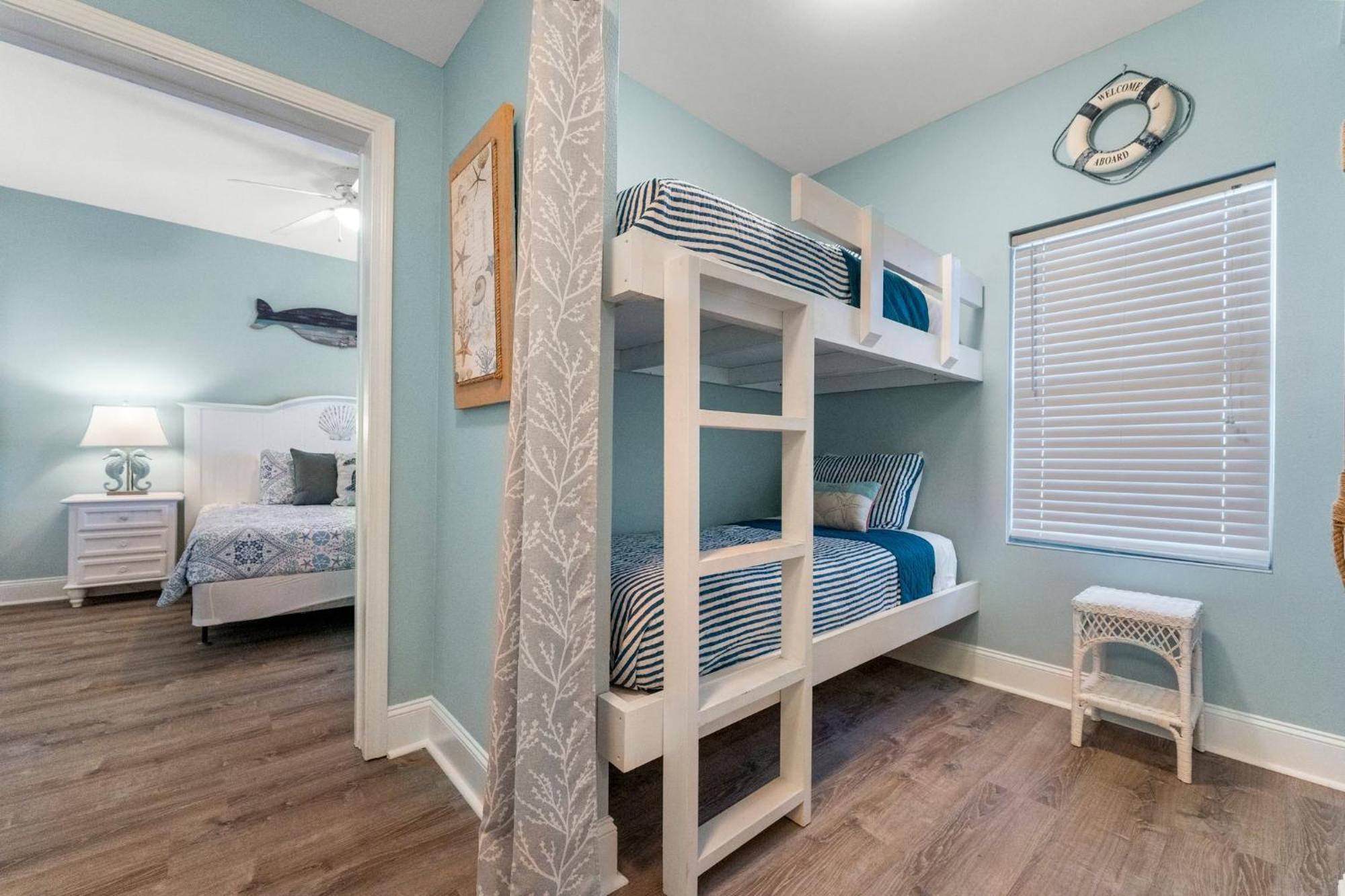 Apartment Laketown Wharf 1301 Panama City Beach