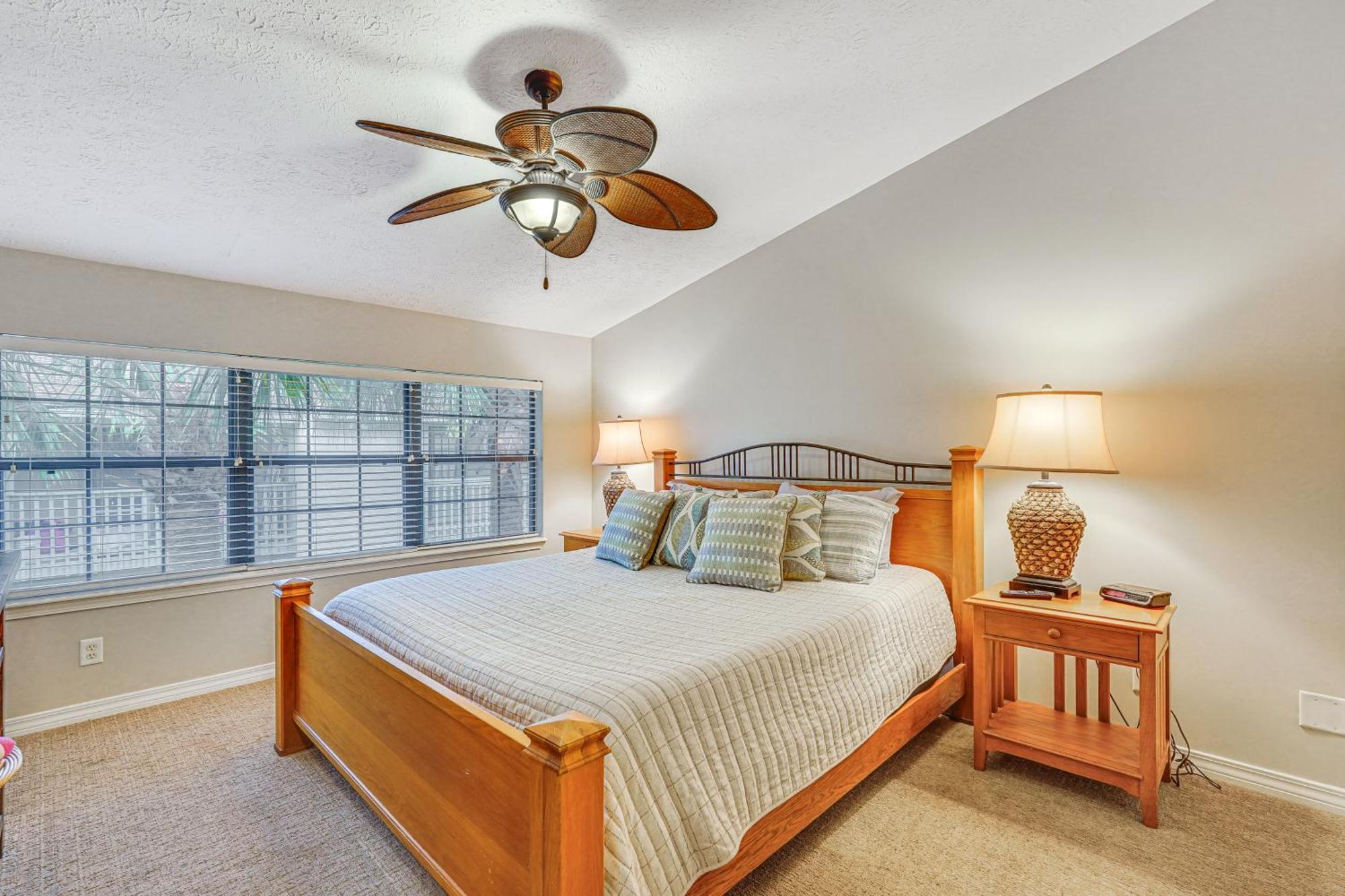 Panama Townhome With Amenities! * Panama City Beach