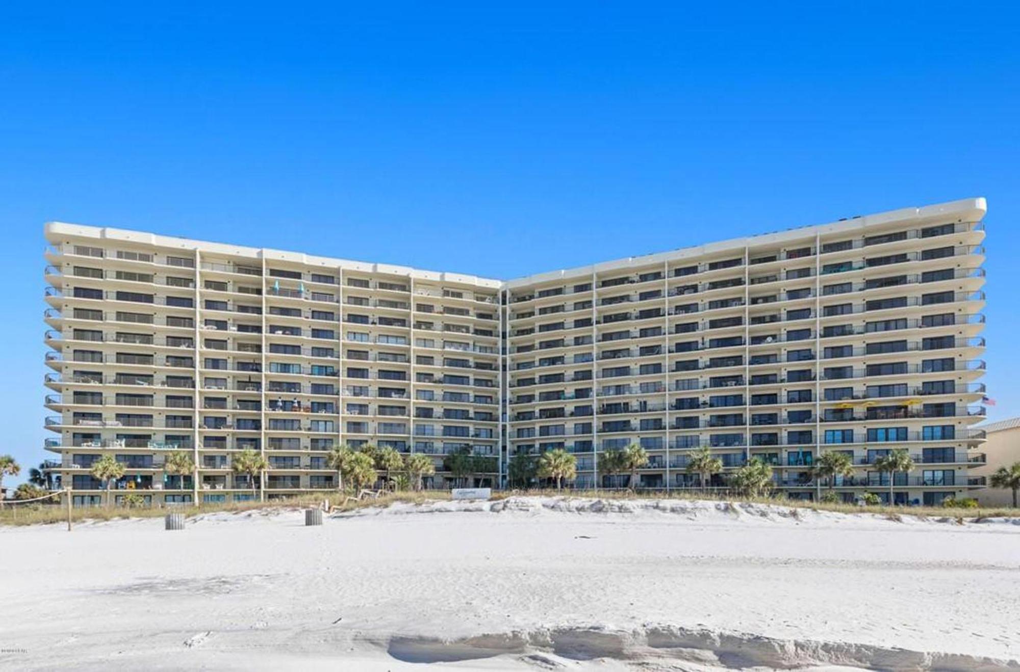 Commodore 203 * Panama City Beach