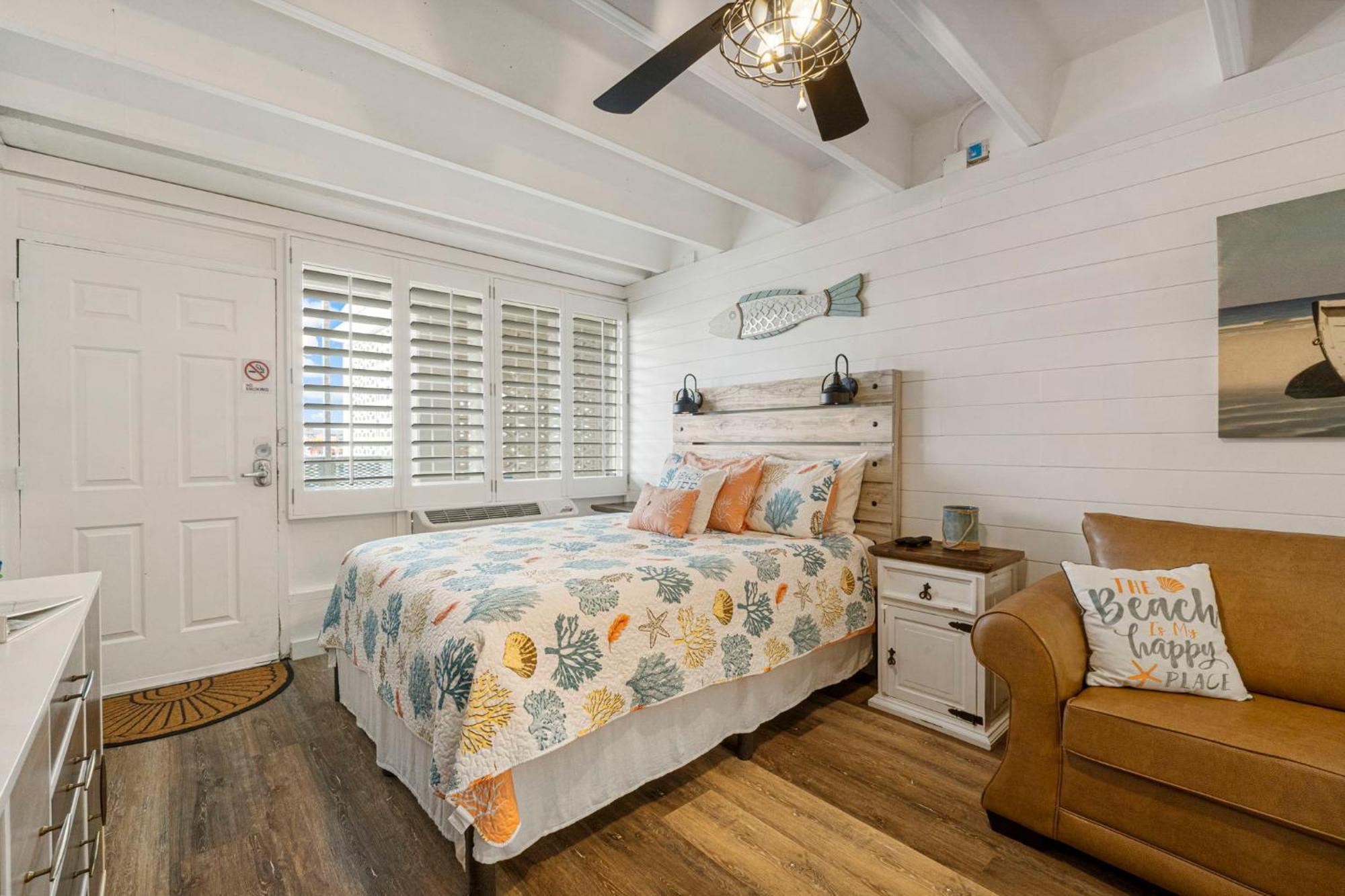 Coastal Vibes At Fontainebleau Terrace #401 By Nautical