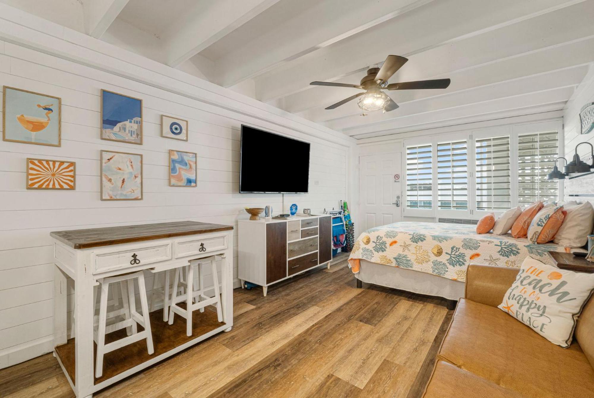 Coastal Vibes At Fontainebleau Terrace #401 By Nautical Holiday home Panama City Beach