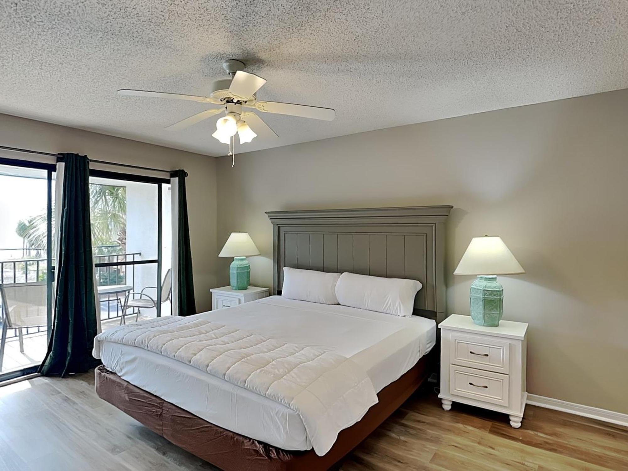 Edgewater 3317 Apartment
