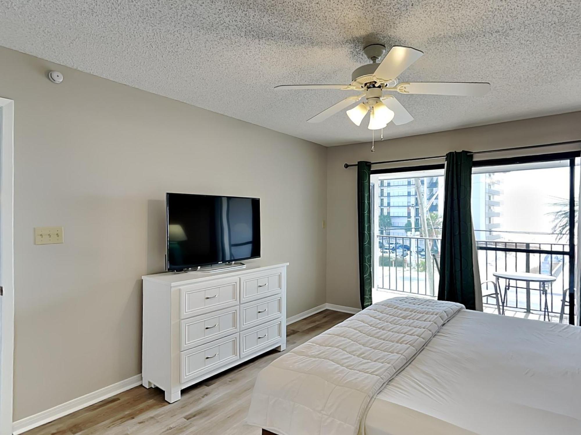 Edgewater 3317 Apartment