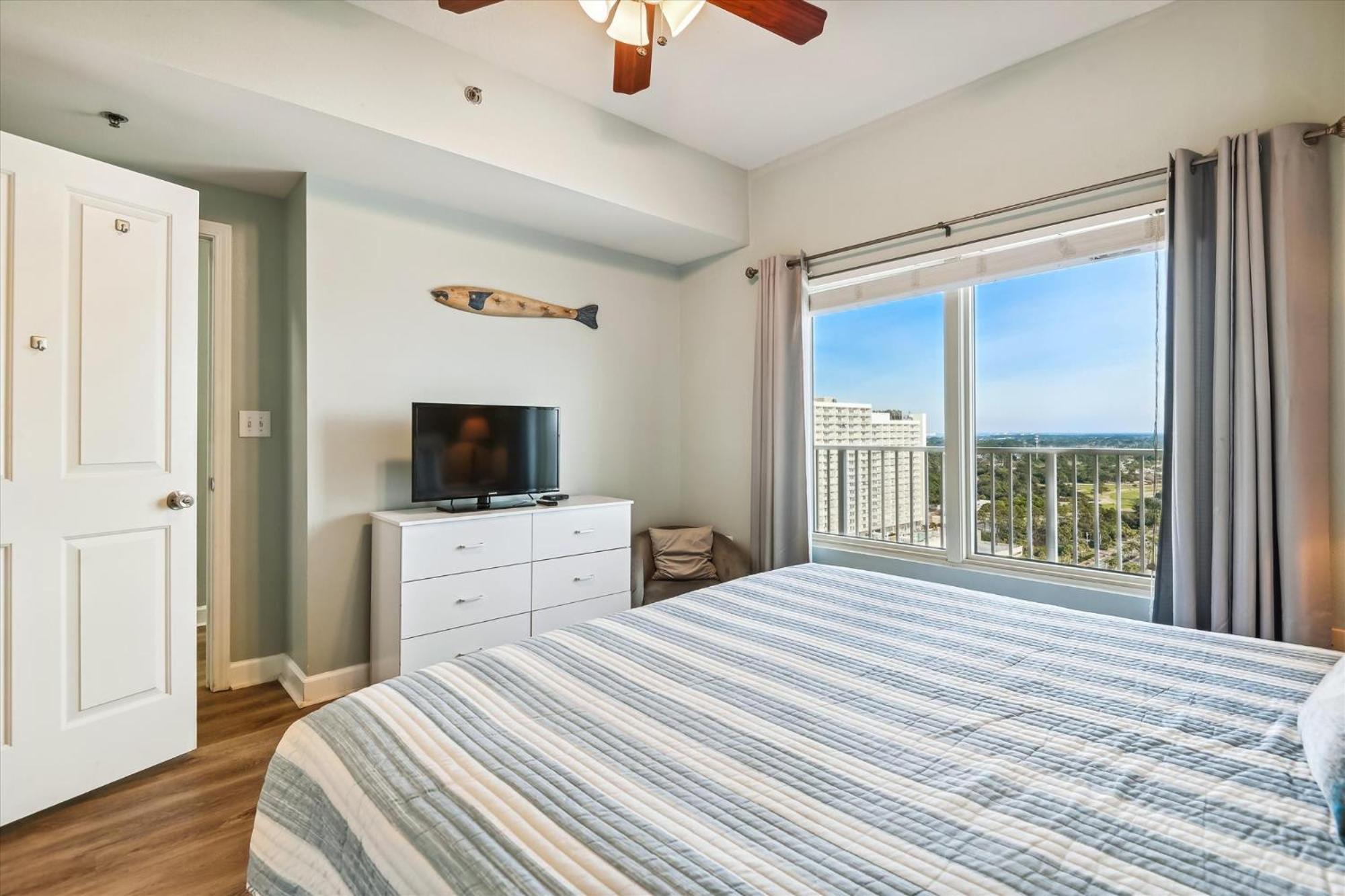 Shores Of Panama 2026 - 1 Bedroombunkssleeps 6, Res, Parking! * Panama City Beach