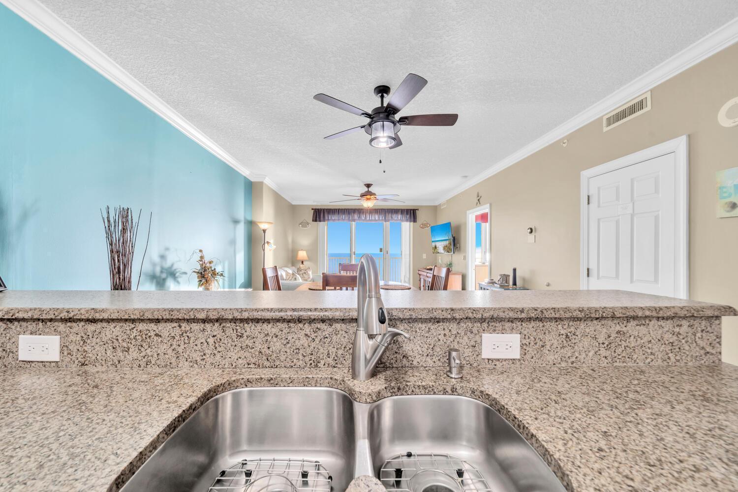 Ocean Reef 1704 *