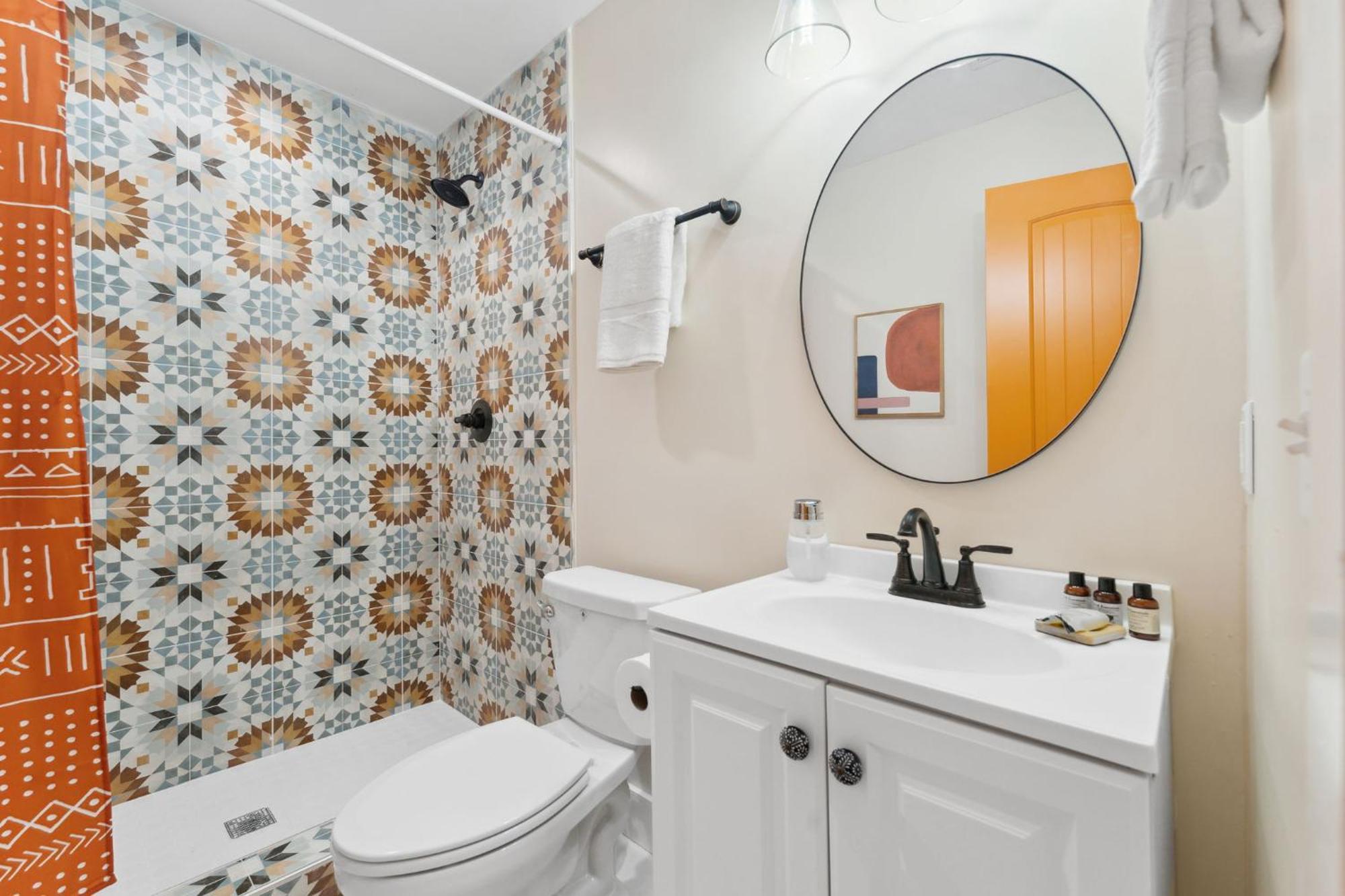Sleep 22 Walk To Fast Wifi Boho Theme Holiday home Panama City Beach