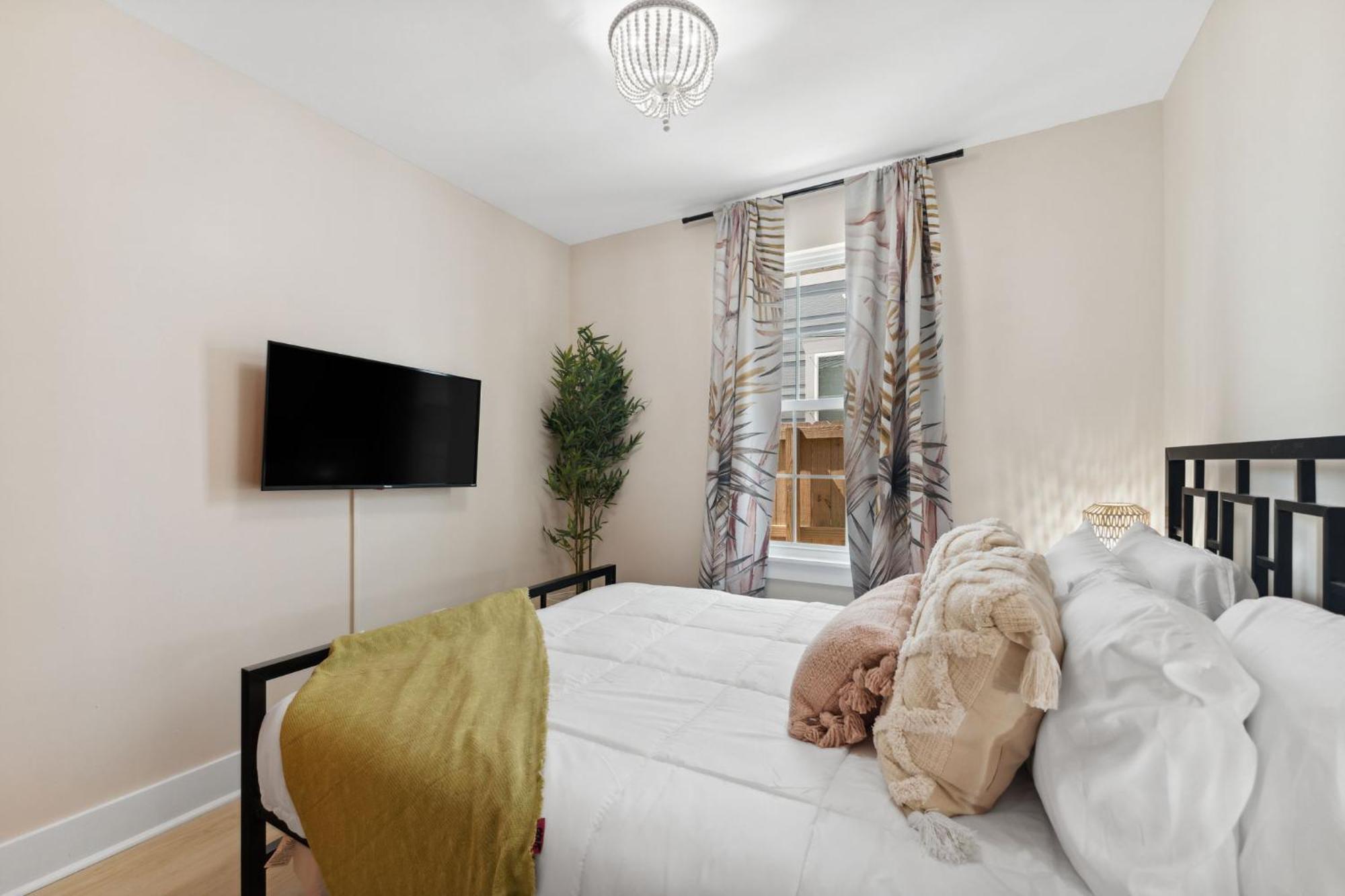 Holiday home Sleep 22 Walk To Fast Wifi Boho Theme