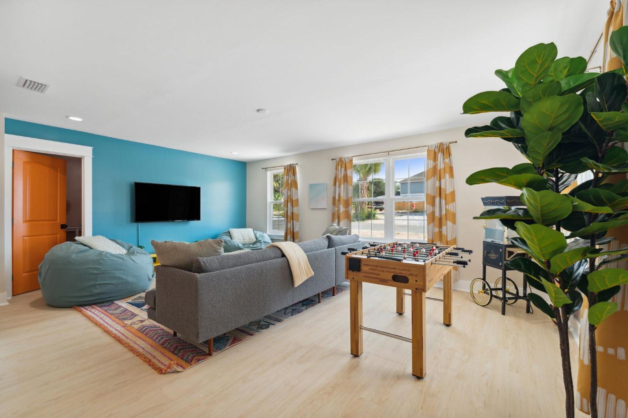 Holiday home Sleep 22 Walk To Fast Wifi Boho Theme *