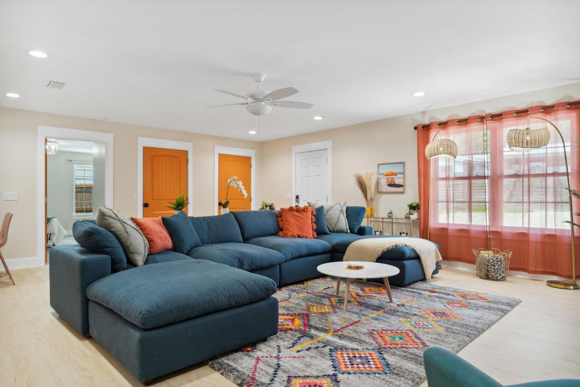 Sleep 22 Walk To Fast Wifi Boho Theme Holiday home Panama City Beach