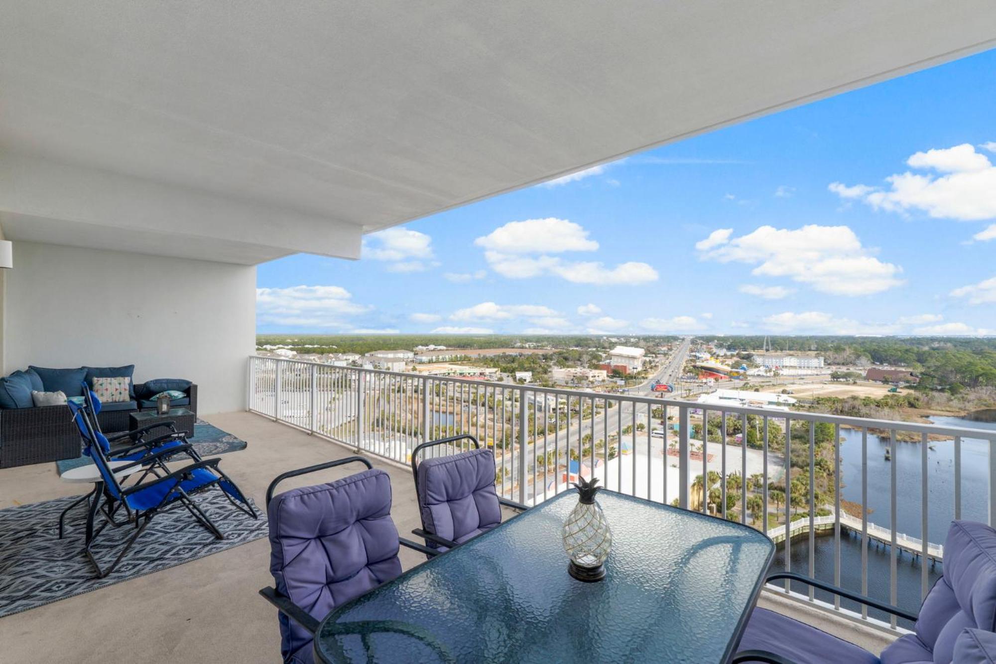 Apartment Laketown Wharf 1434 *