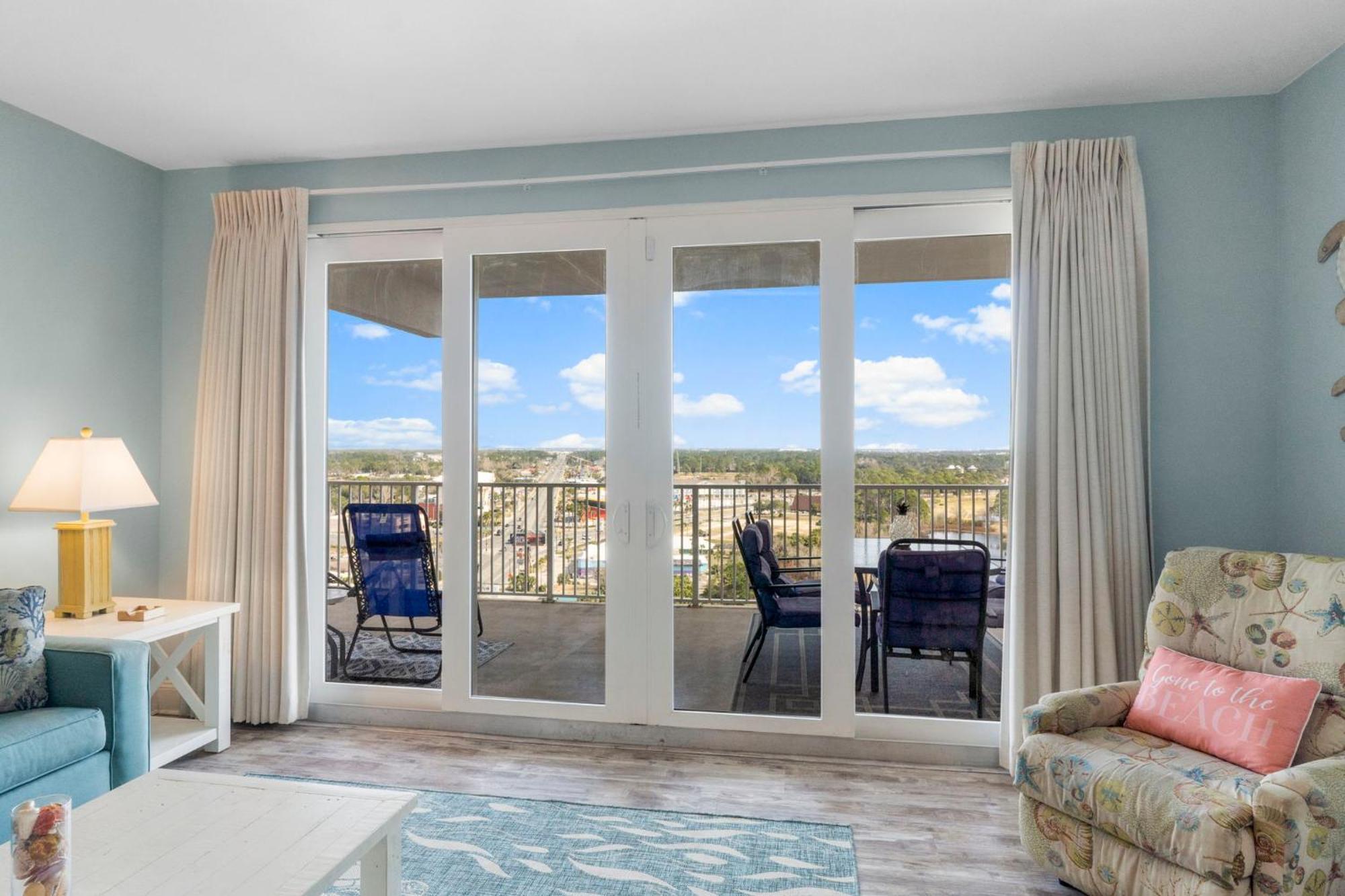 Apartment Laketown Wharf 1434
