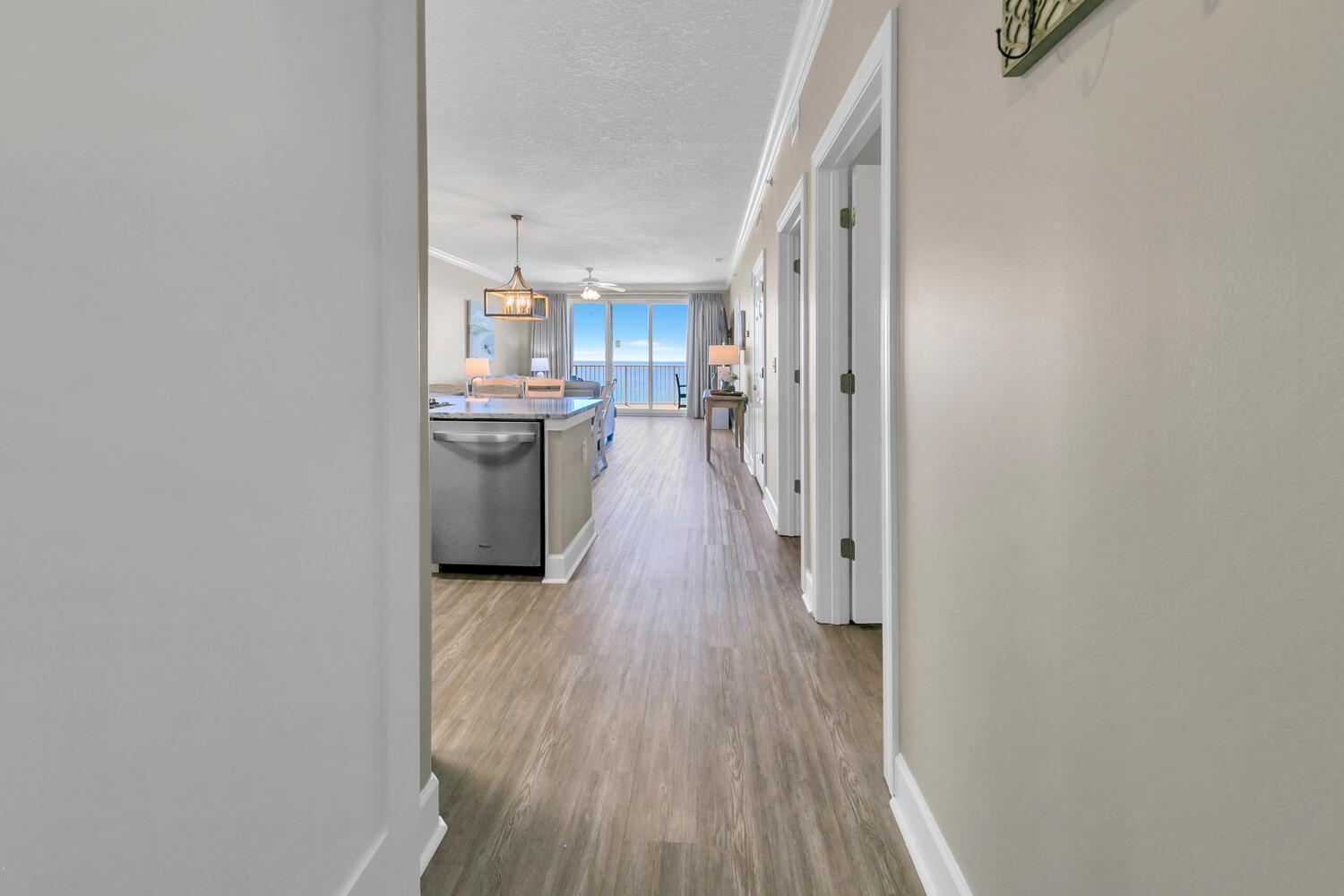 Twin Palms 1401