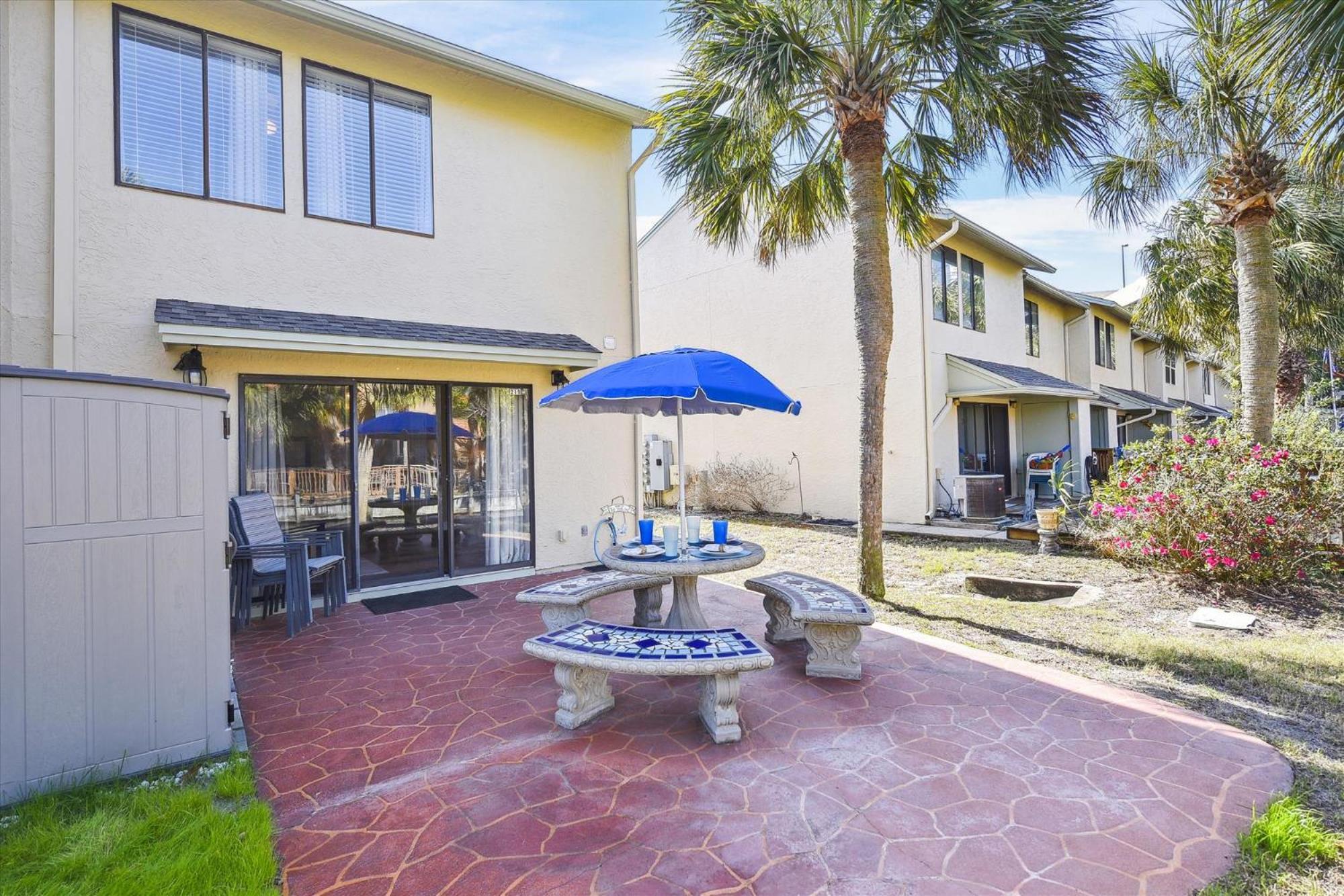 Gulf Highlands 219 By Book That Holiday home