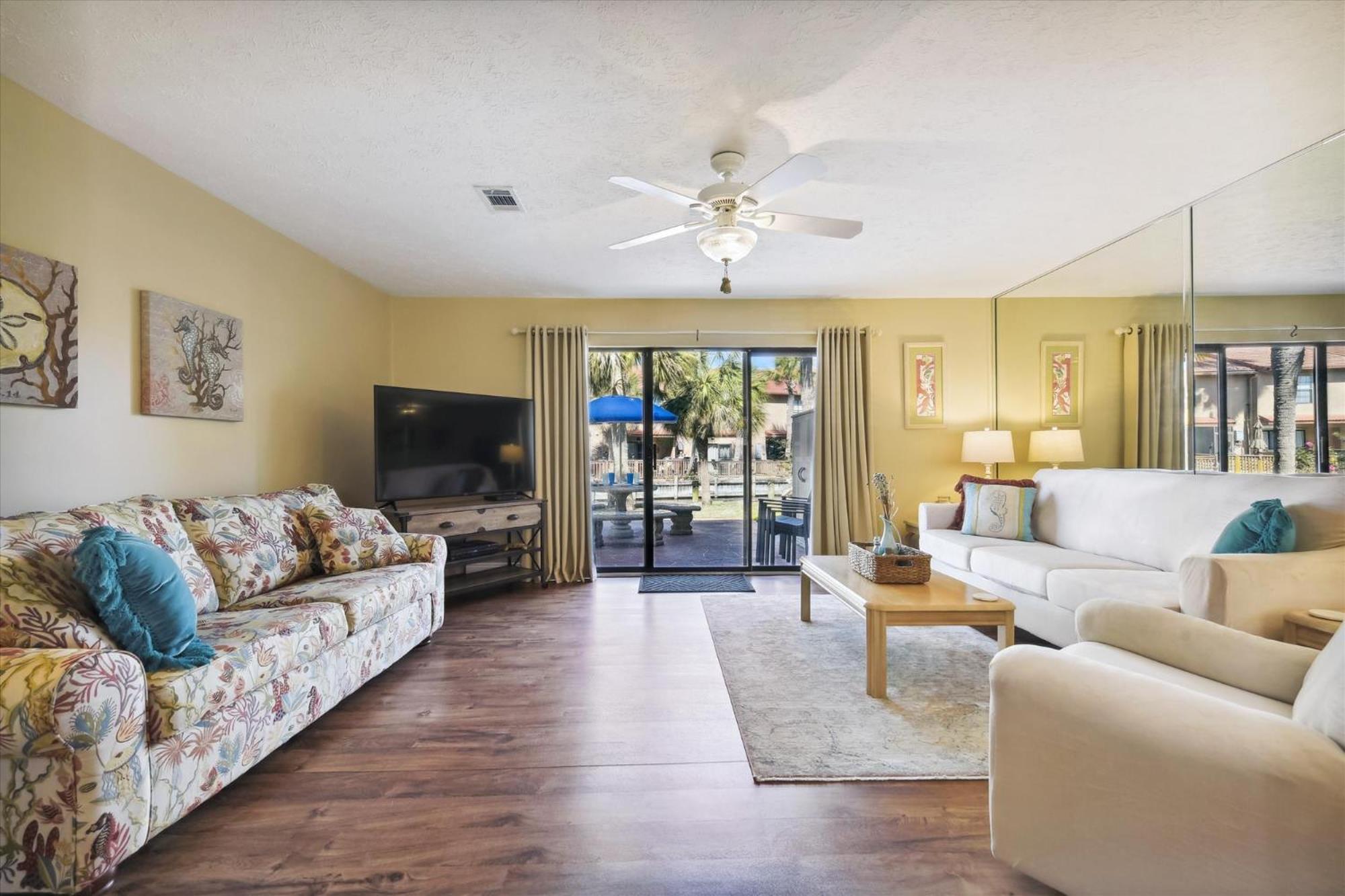 Gulf Highlands 219 By Book That
