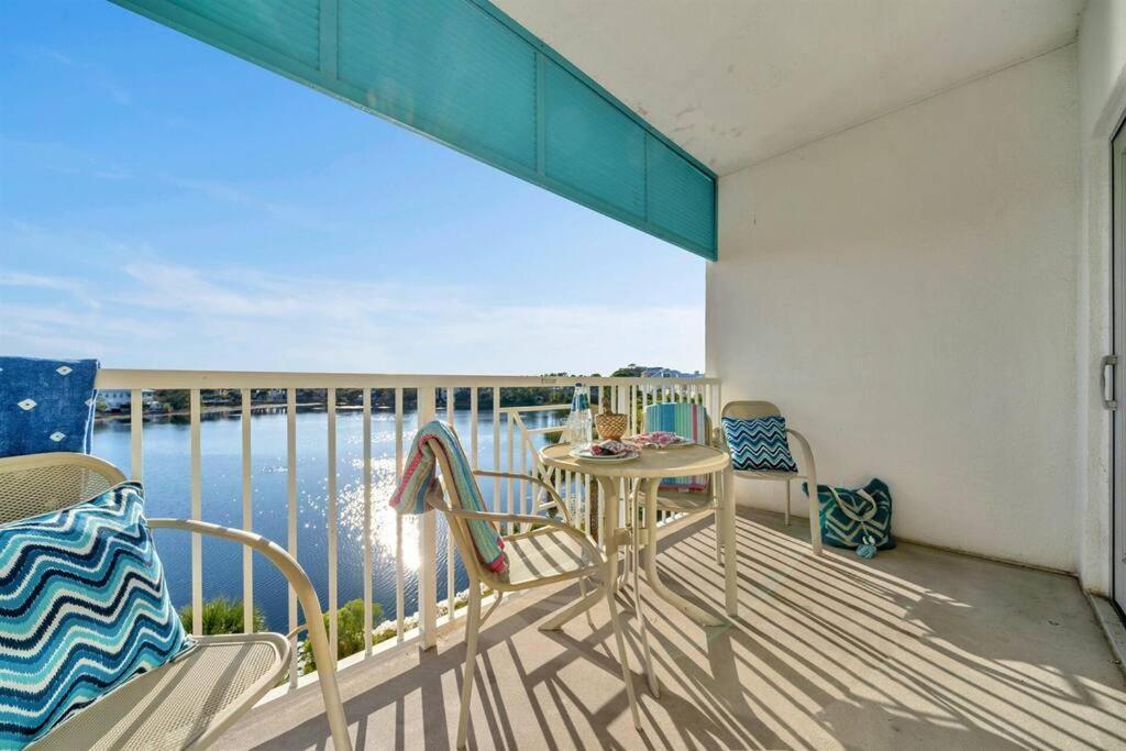 Apartment Carillon 414 Chasing Sunsets Panama City Beach