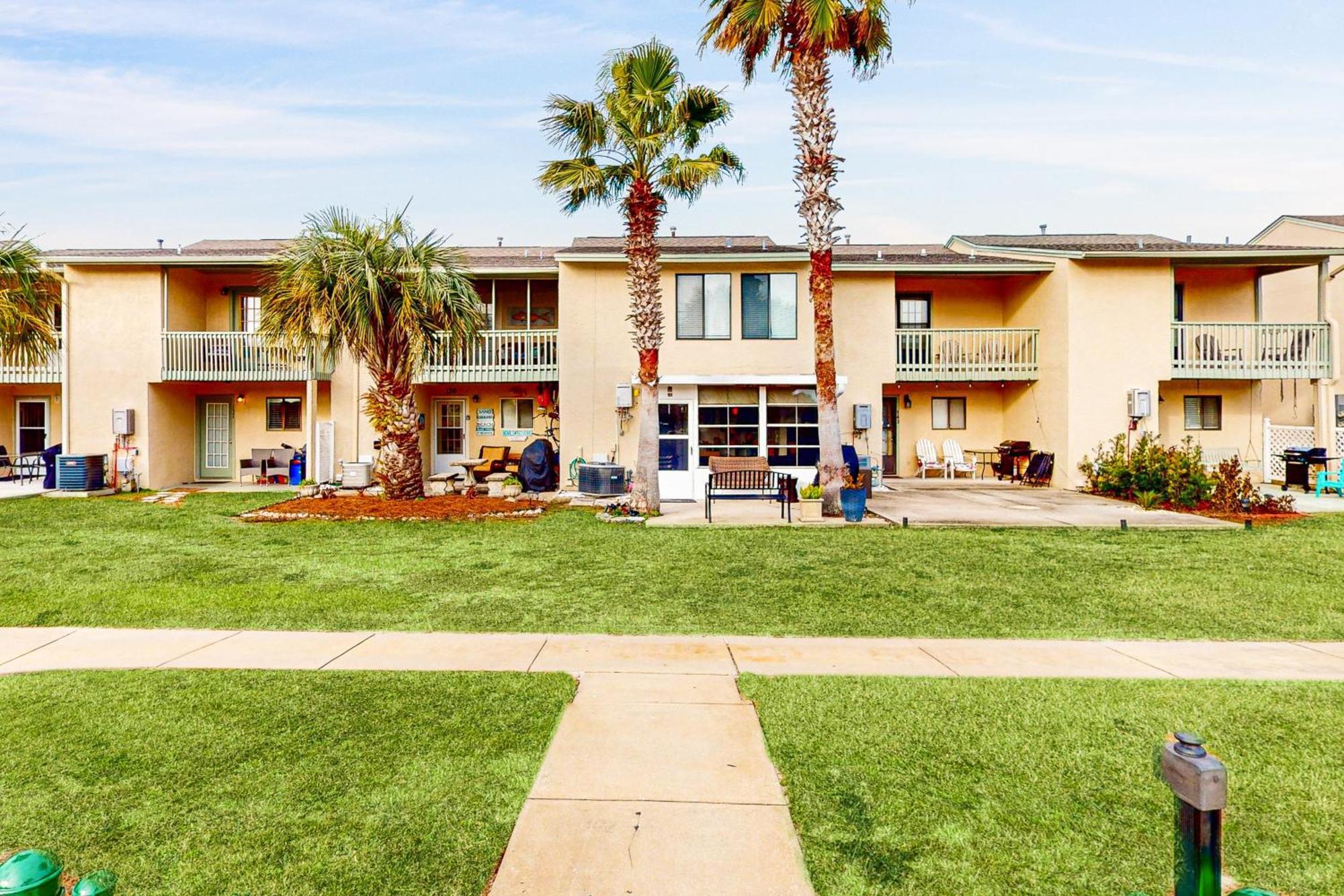 Gulf Highlands Apartment