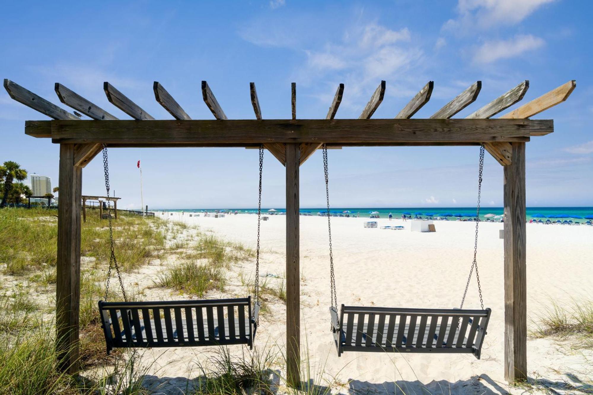 Sunbird Resort! Direct Beachfront Condo! Free Chairs! By Dolce Getaways Pcb Apartment *