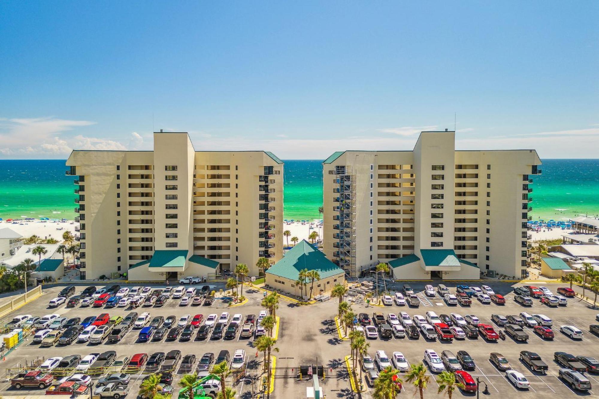 Sunbird Resort! Direct Beachfront Condo! Free Chairs! By Dolce Getaways Pcb Apartment