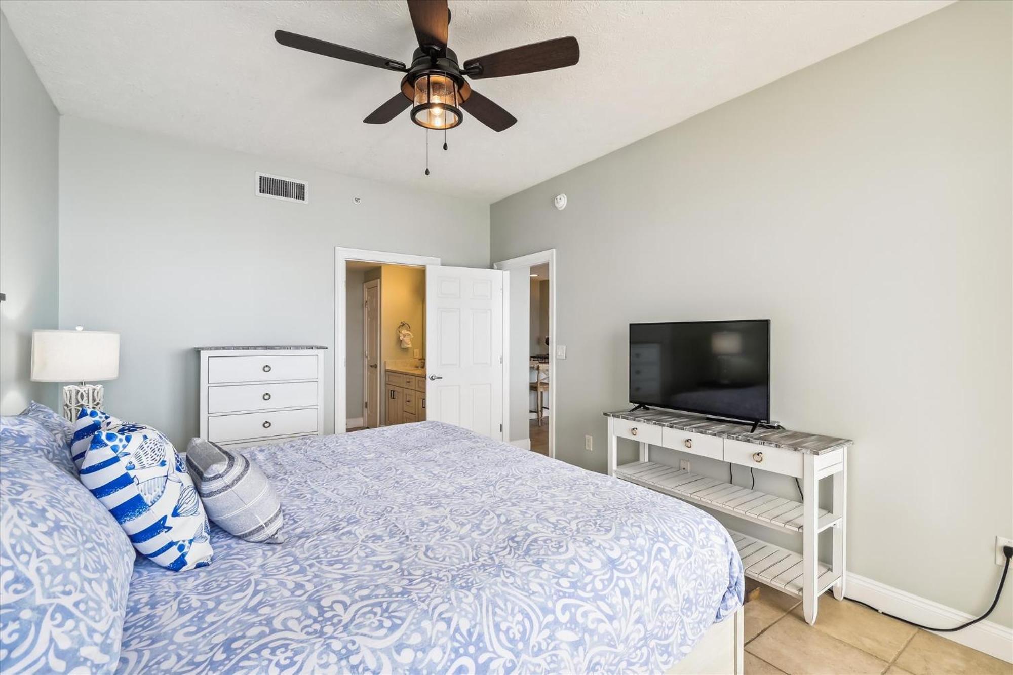 Gulf Crest 2005 - 2 Bedroom 2bathroom Withfantastic View! Family Friendly! Sleeps 8 Panama City Beach