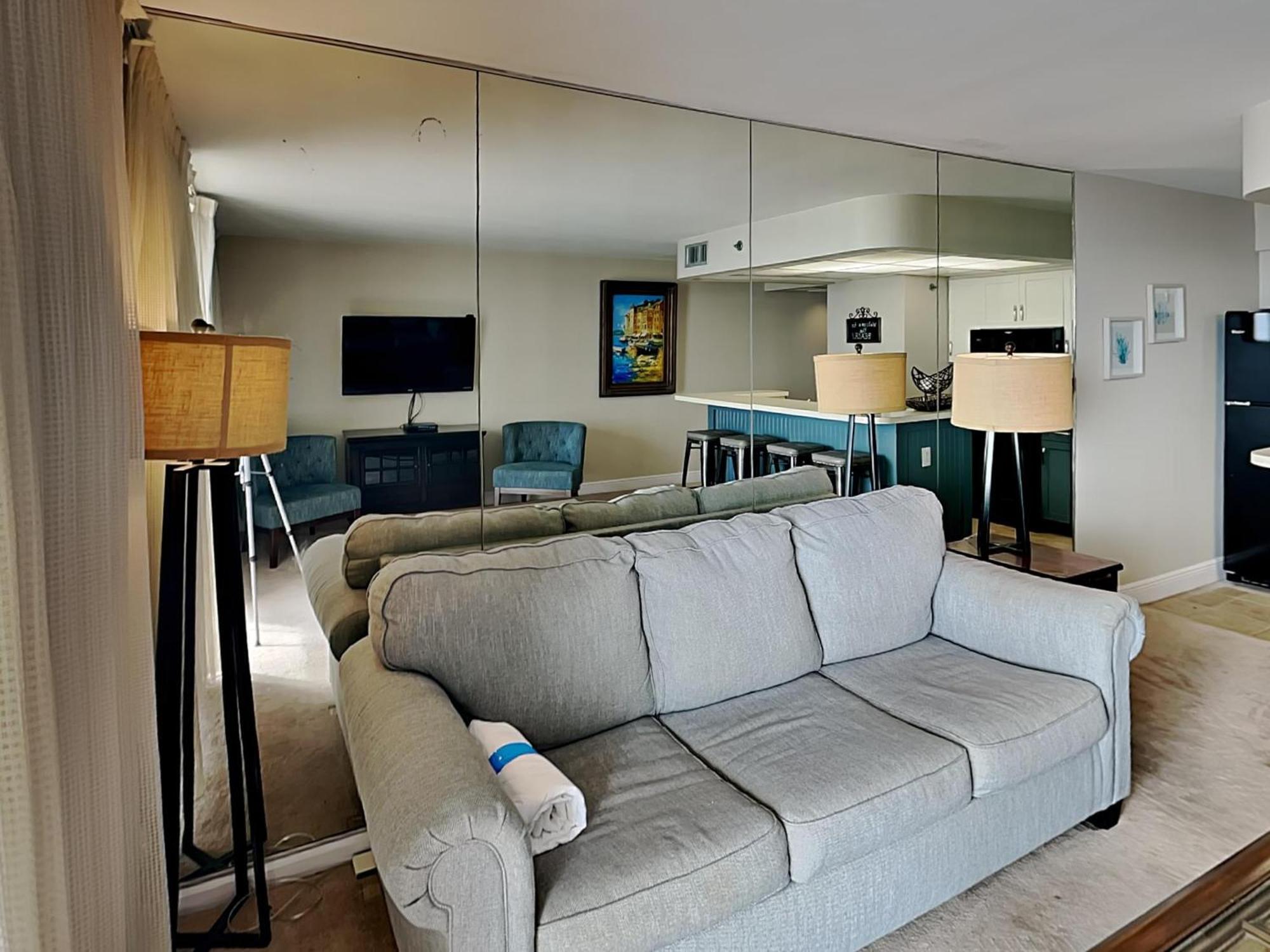 Apartment Edgewater Tower Iii 707 *