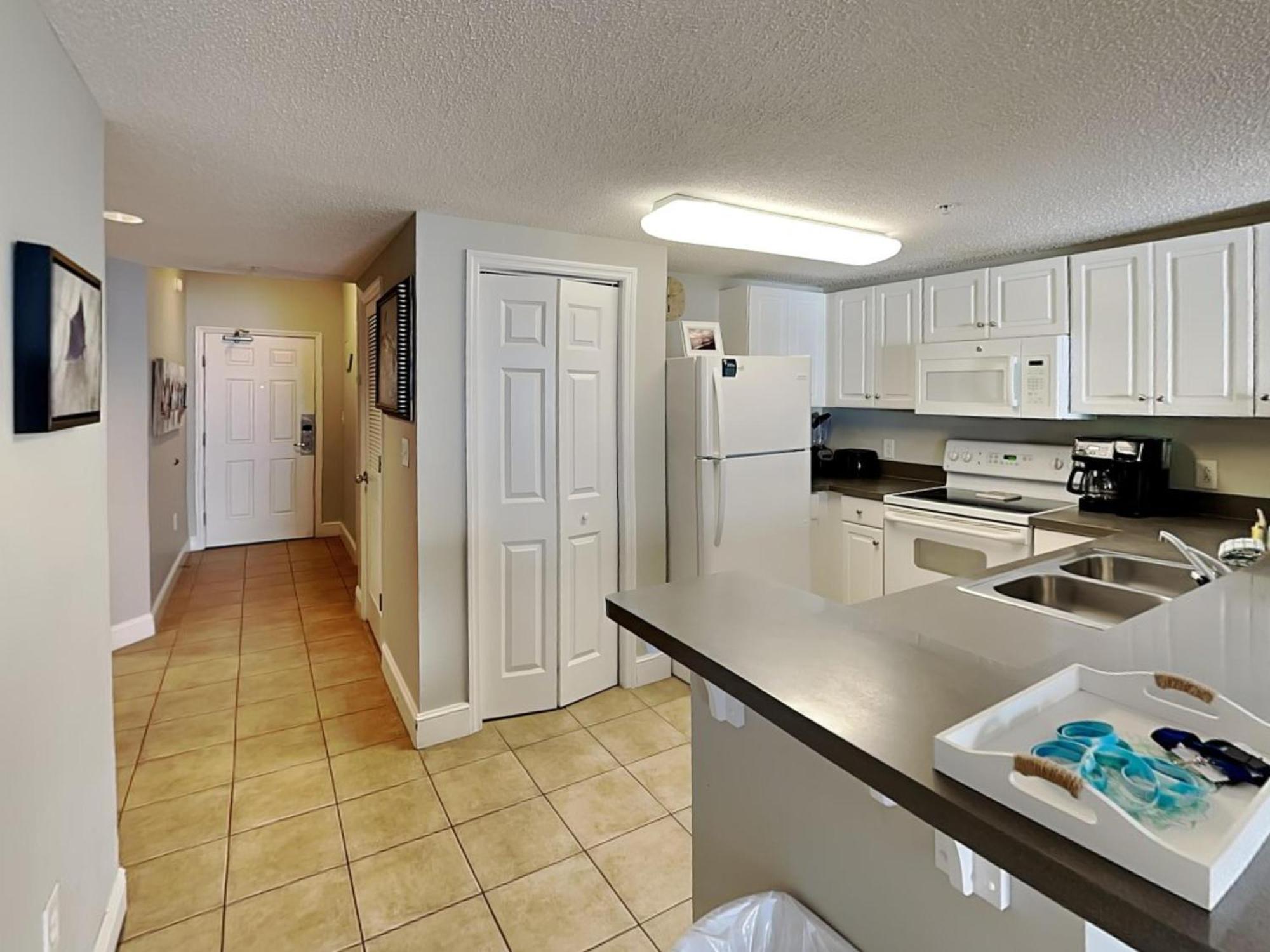 Majestic Towers I 1004 Apartment Panama City Beach