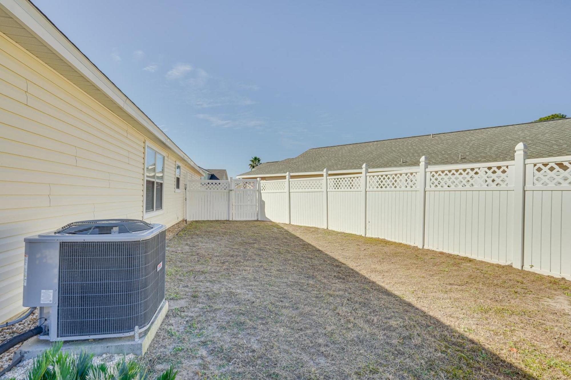 Panama Home, 1 Mi To Beachandfishing Pier *